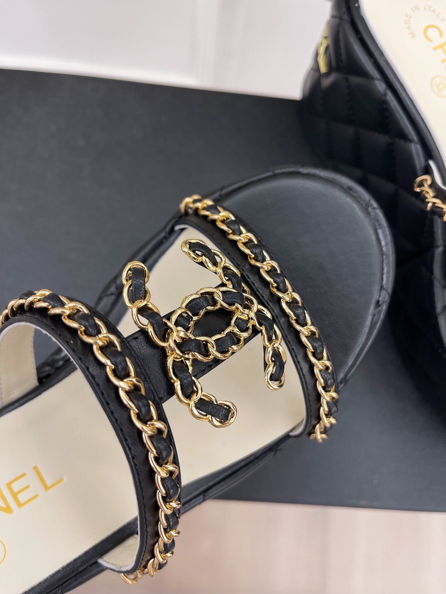 Luxury Shoes Sandals - CHL - 041