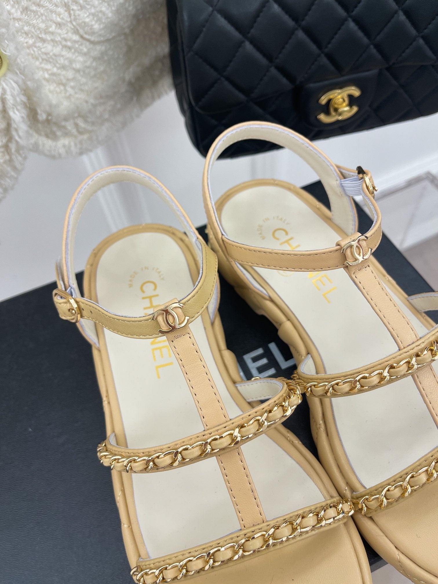 Luxury Shoes Sandals - CHL - 047