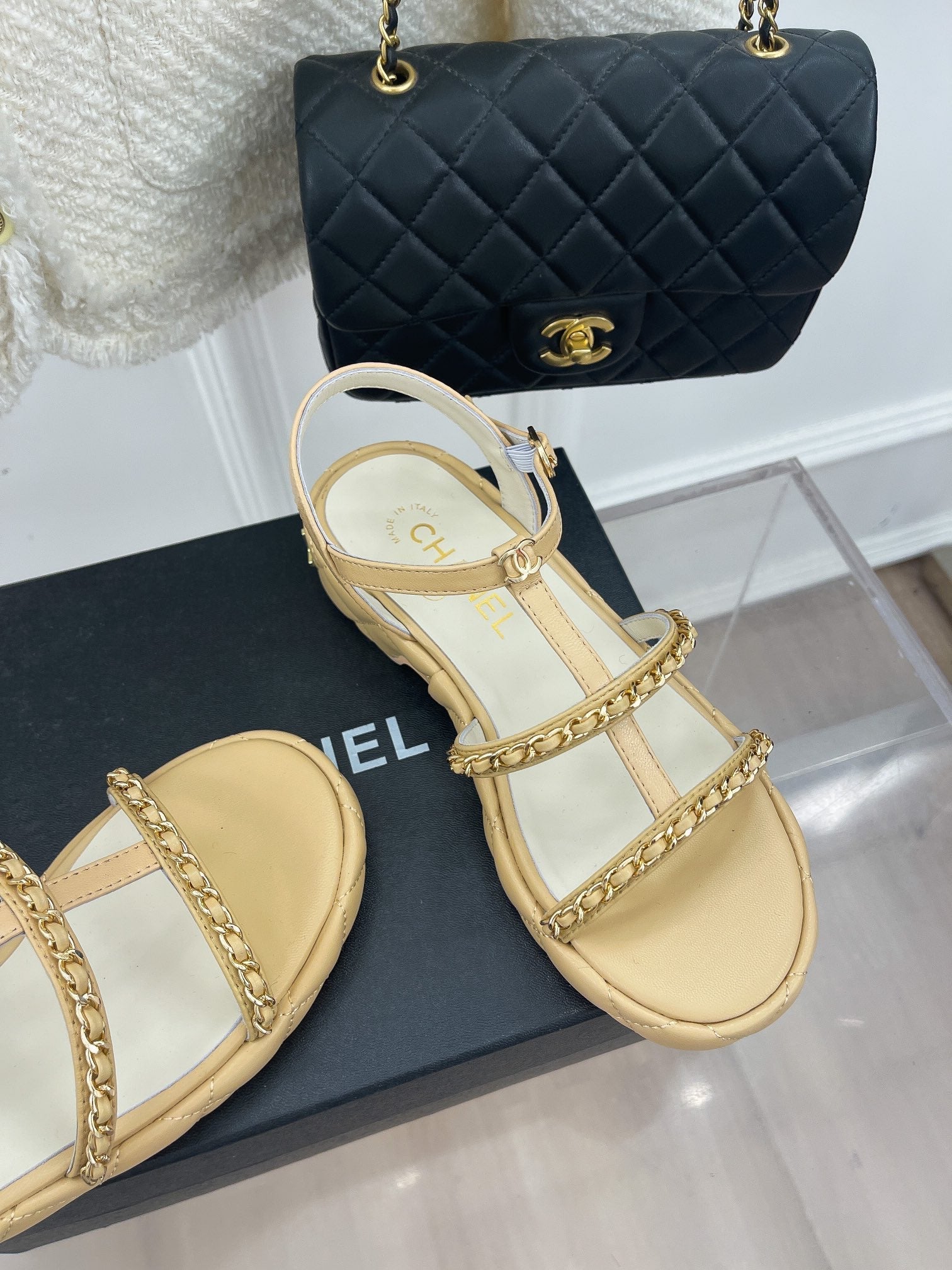 Luxury Shoes Sandals - CHL - 047
