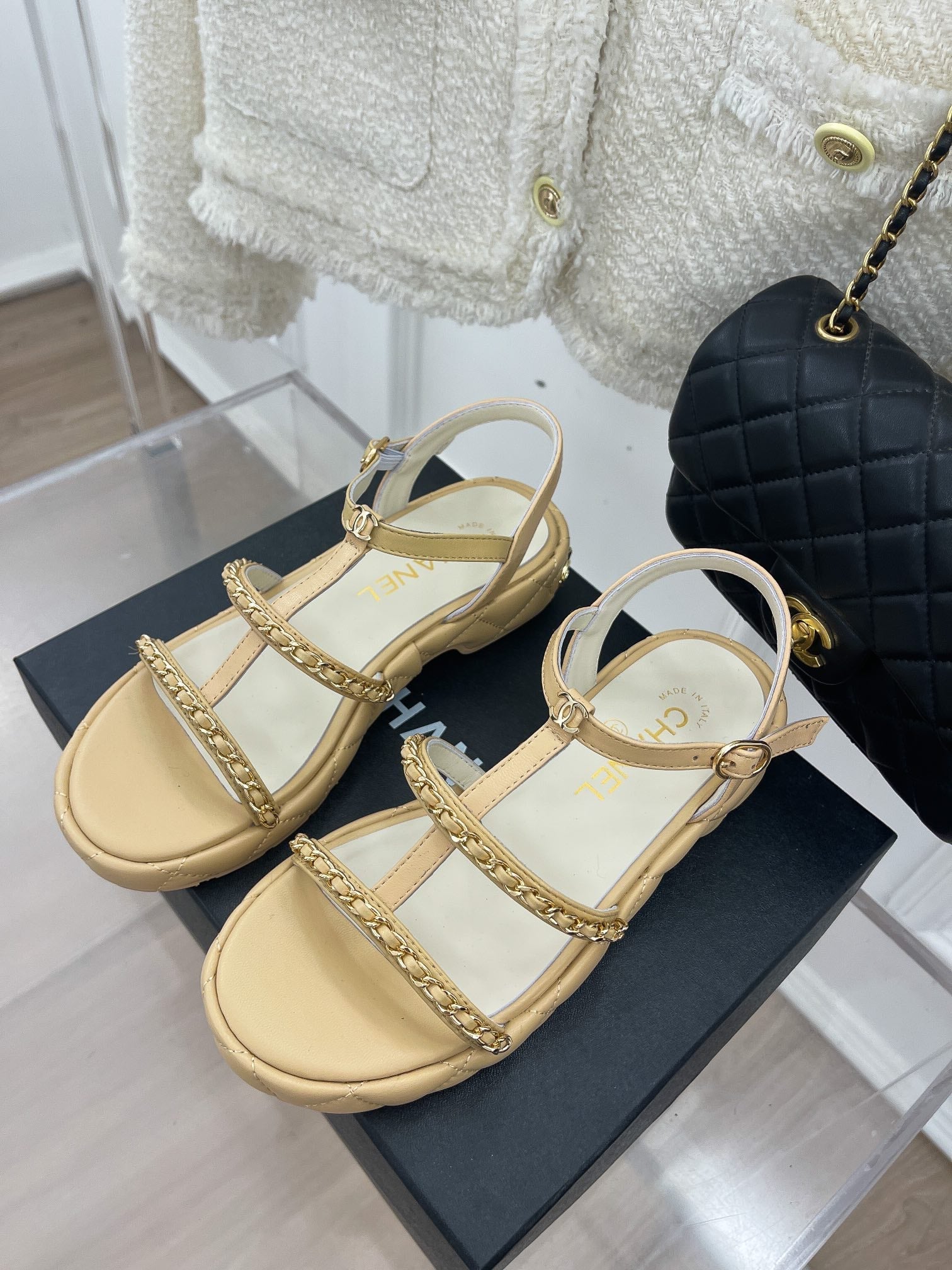 Luxury Shoes Sandals - CHL - 047