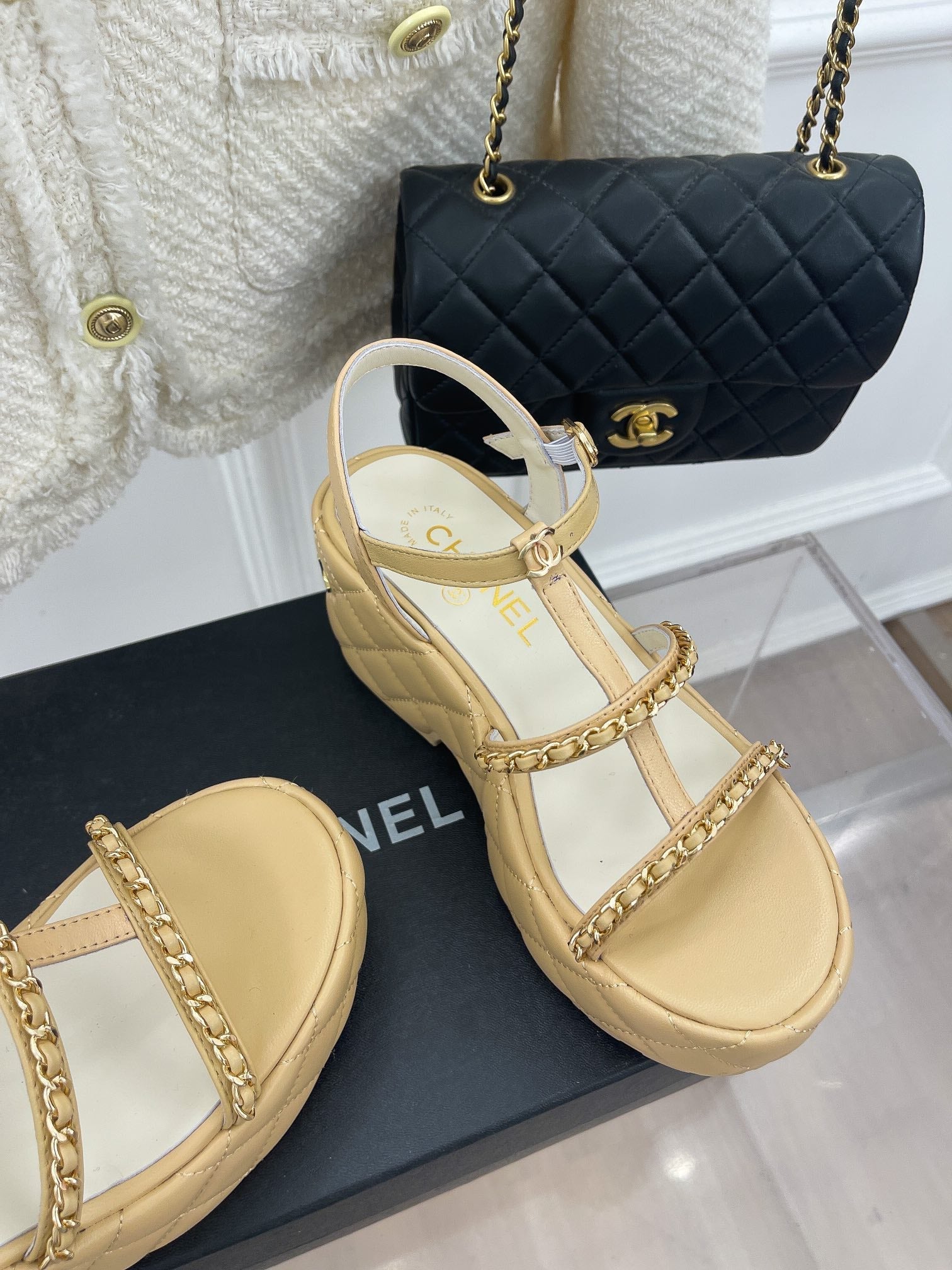 Luxury Shoes Sandals - CHL - 046