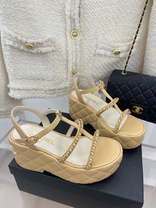 Luxury Shoes Sandals - CHL - 046