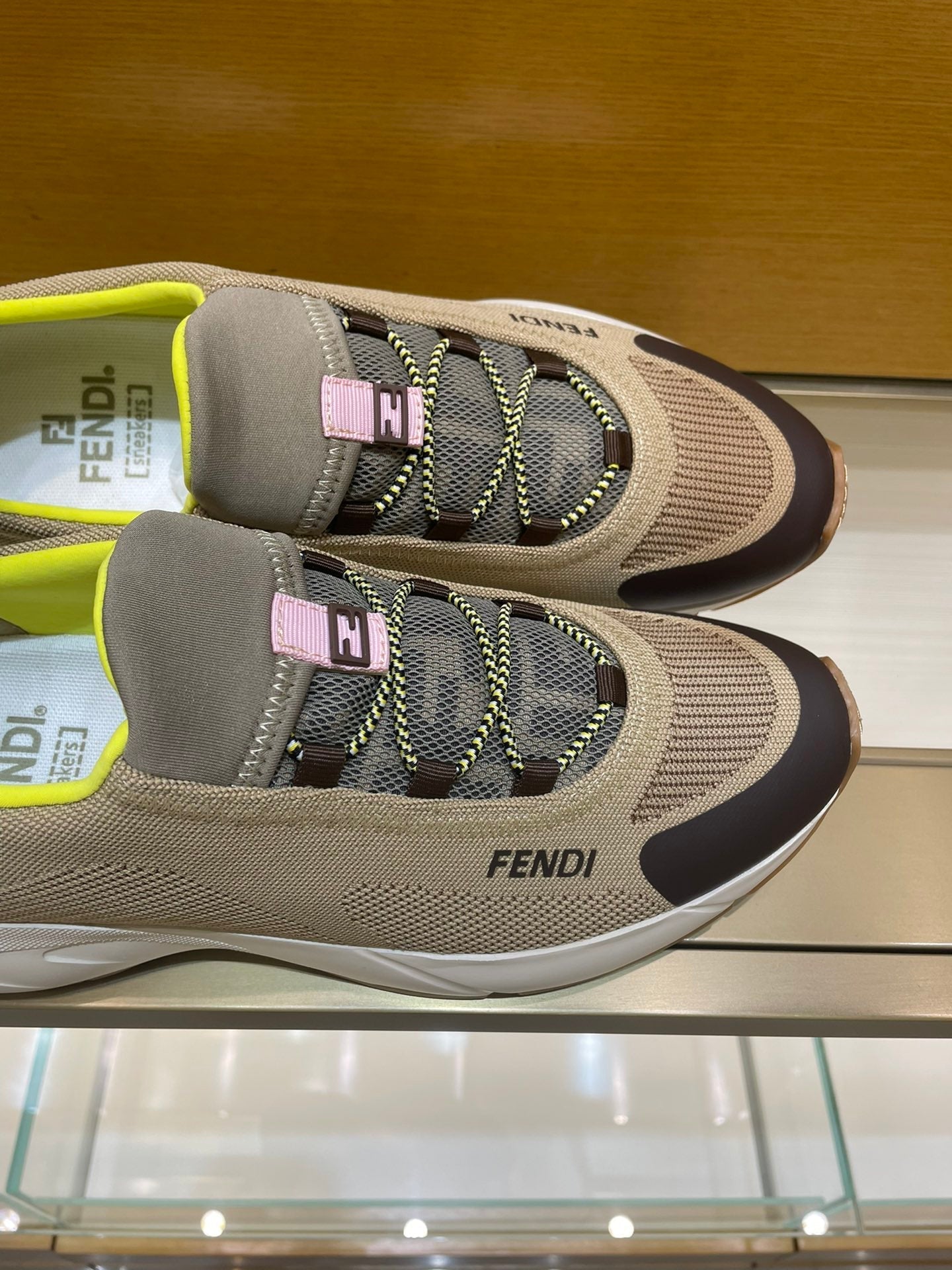 Luxury Shoes - FED - 010