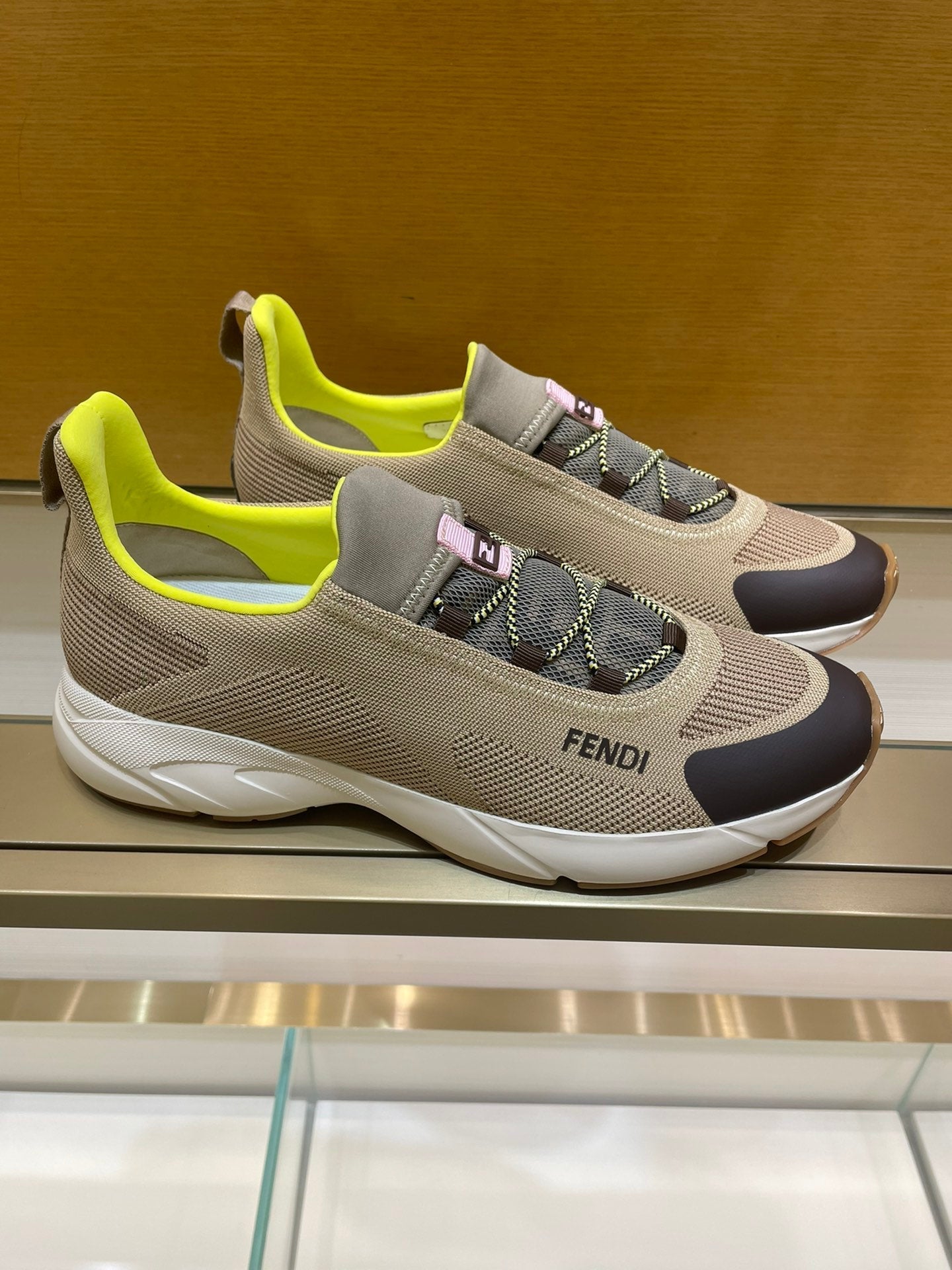 Luxury Shoes - FED - 010