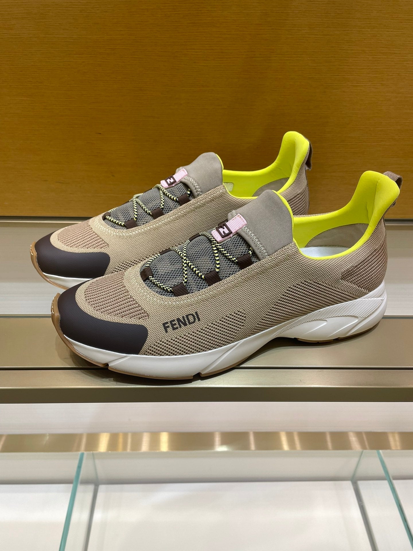 Luxury Shoes - FED - 010