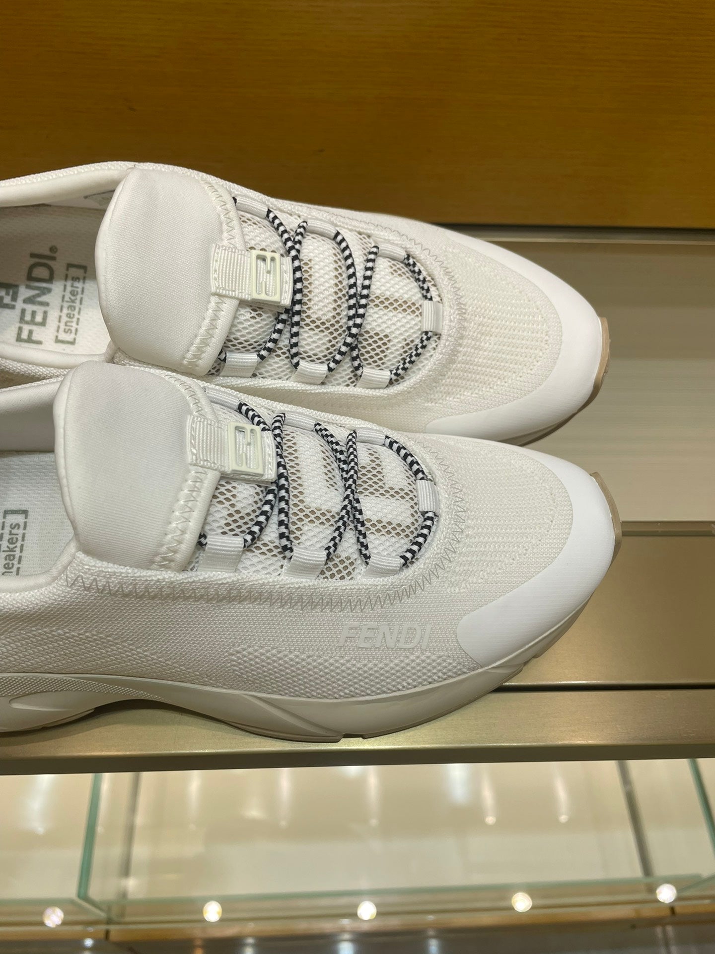 Luxury Shoes - FED - 011