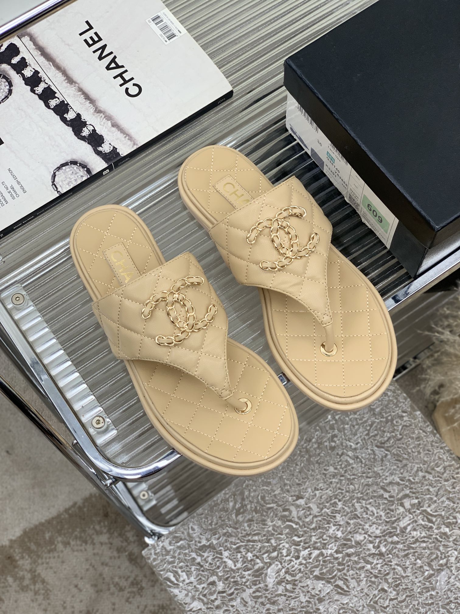 Luxury Shoes Sandals - CHL - 540