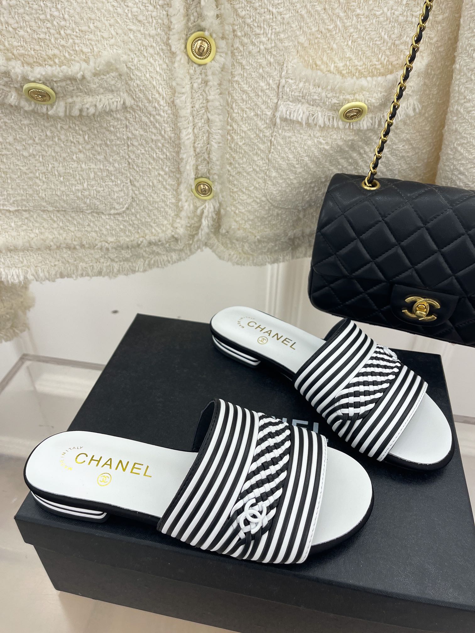 Luxury Shoes Sandals - CHL - 027