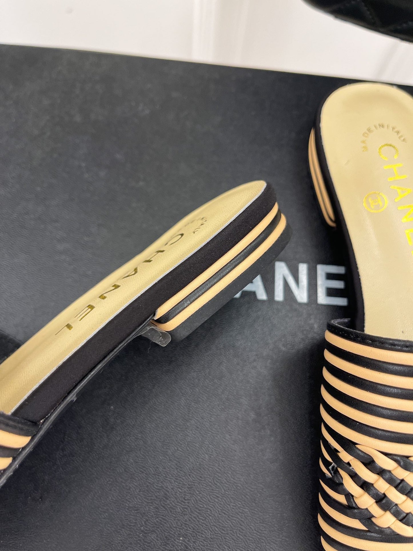 Luxury Shoes Sandals - CHL - 028