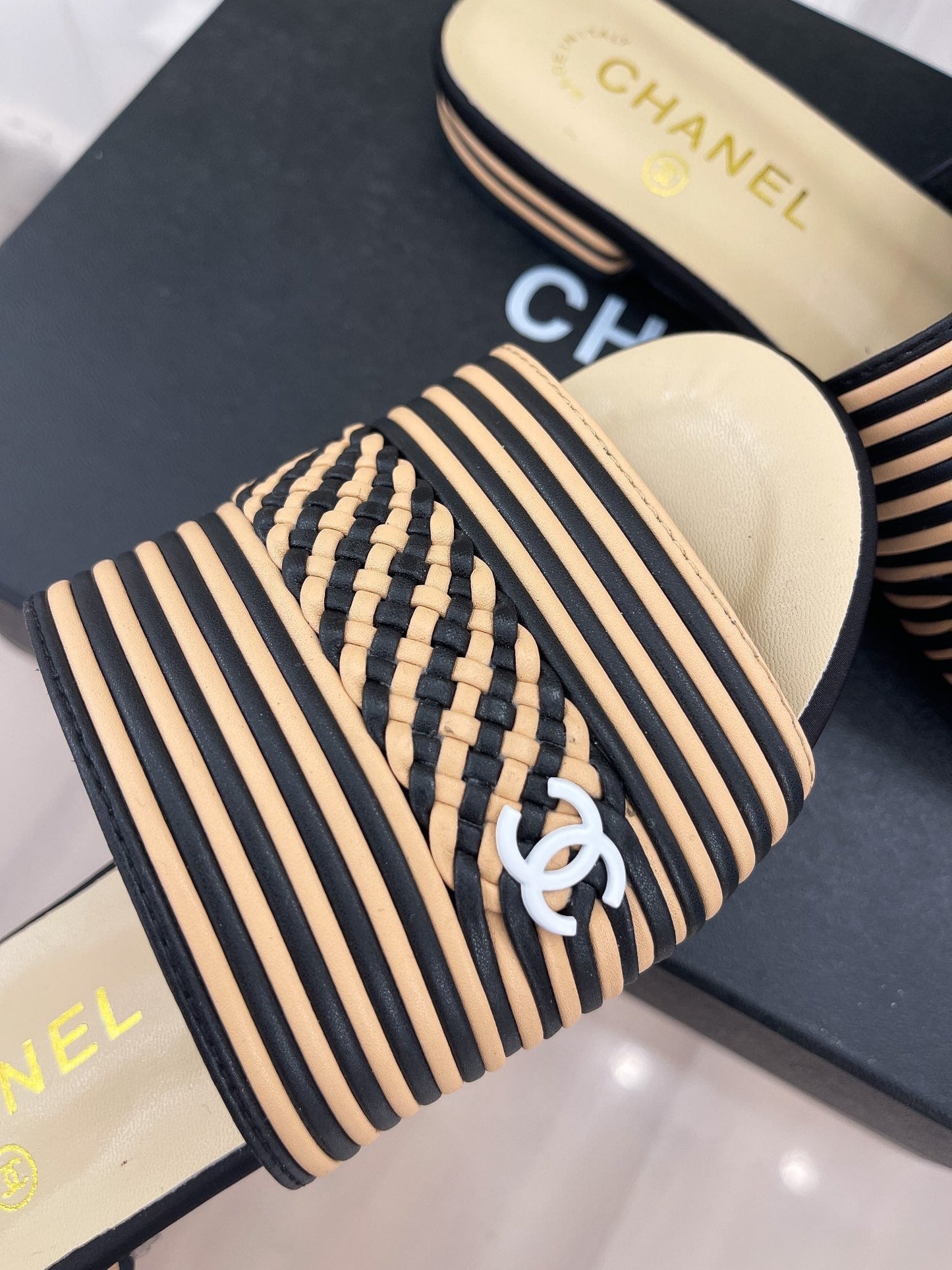 Luxury Shoes Sandals - CHL - 028