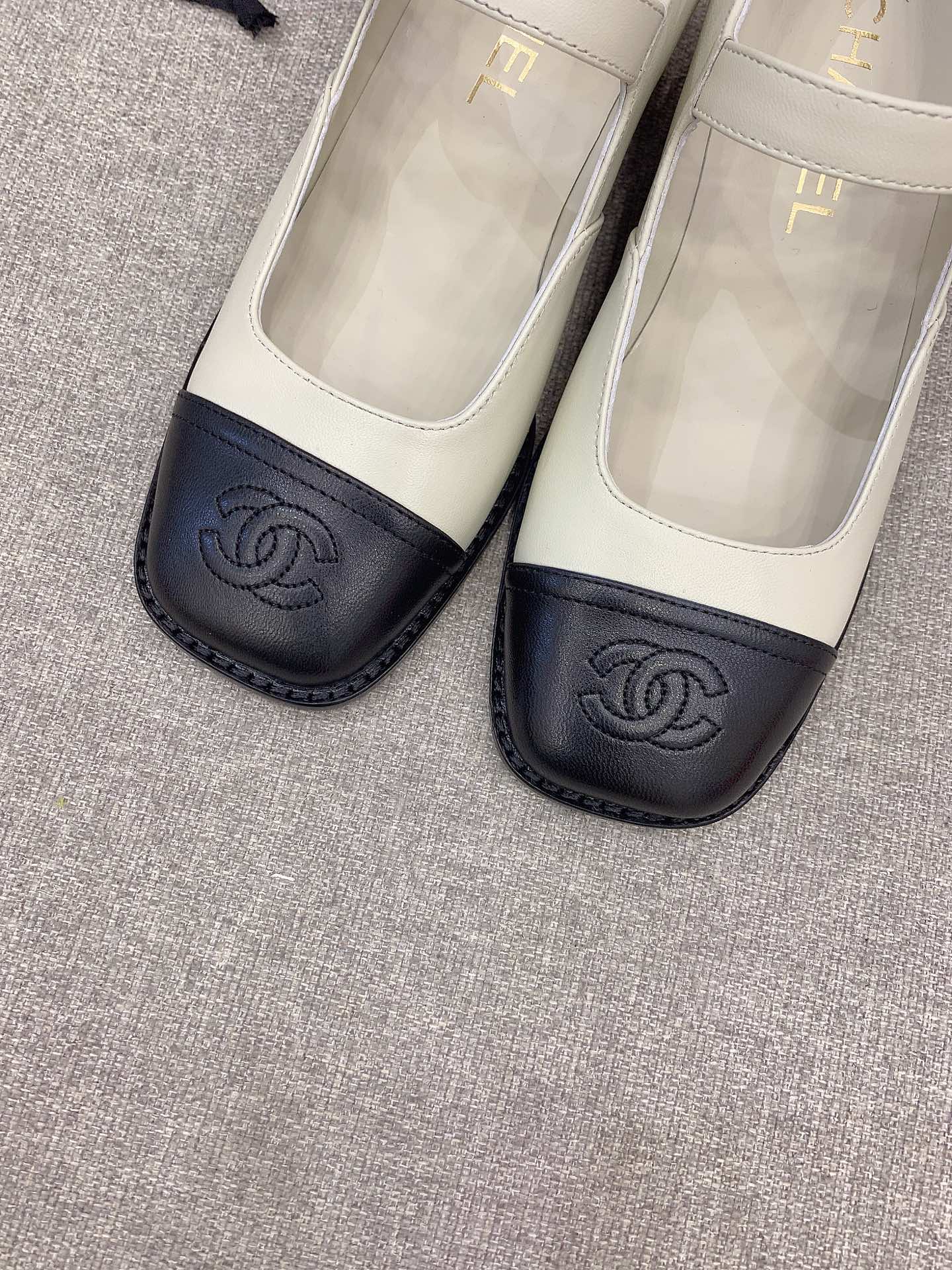 Luxury Shoes Sandals - CHL - 477