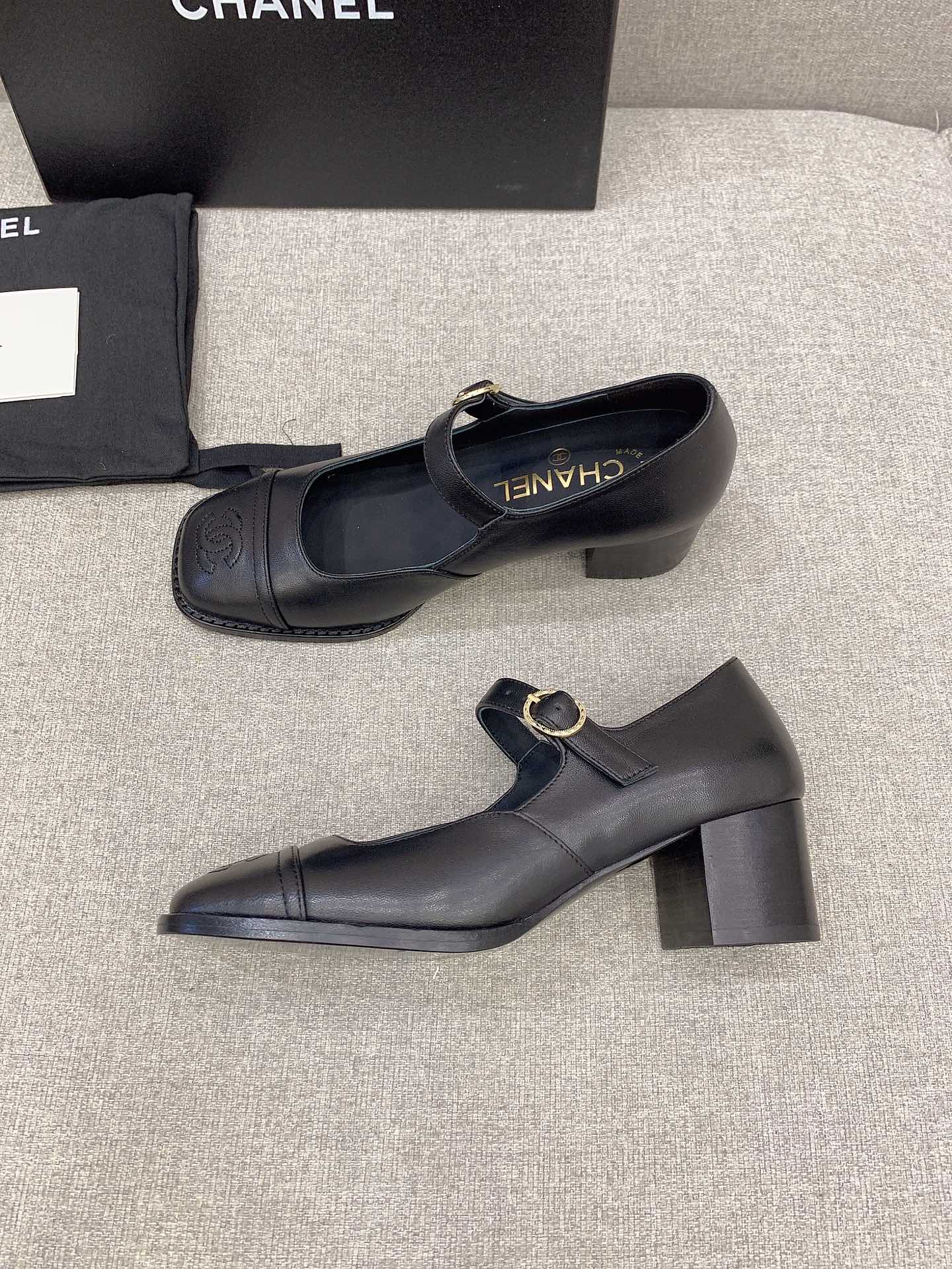 Luxury Shoes Sandals - CHL - 475