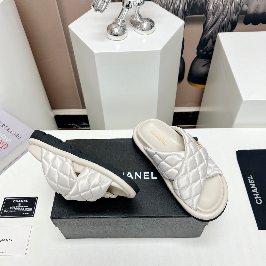 Luxury Shoes Sandals - CHL - 555