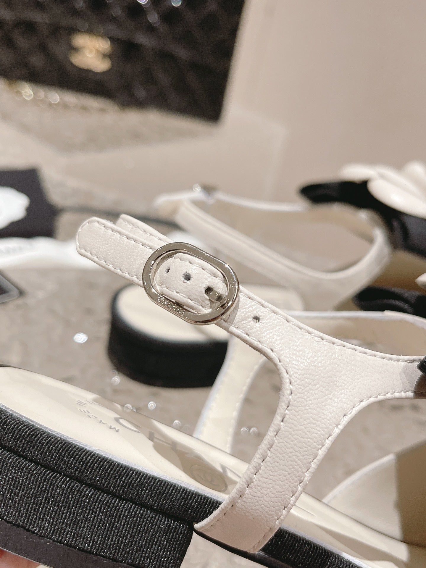 Luxury Shoes Sandals - CHL - 533