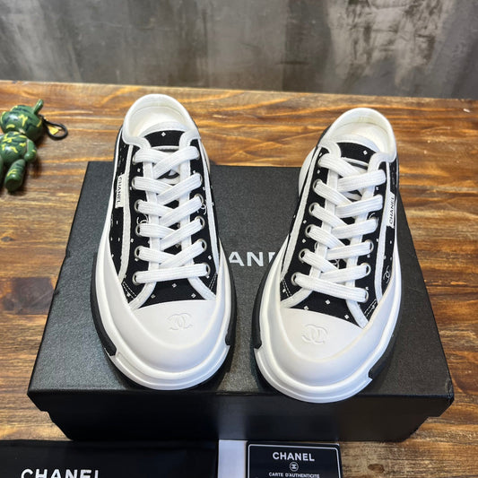 Luxury Shoes Sandals - CHL - 515