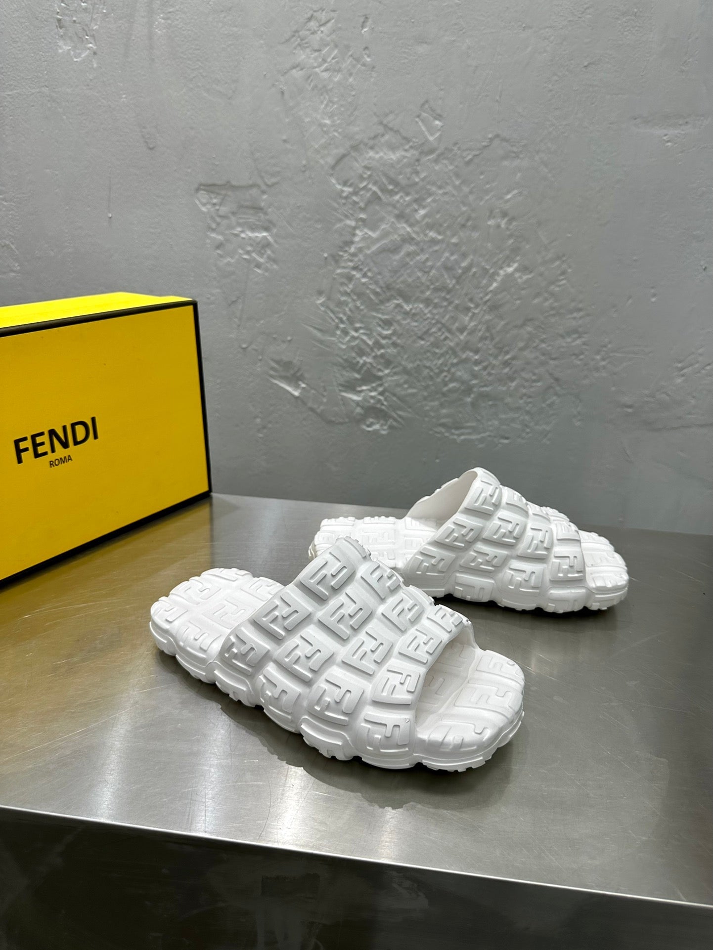 Luxury Shoes - FED - 115