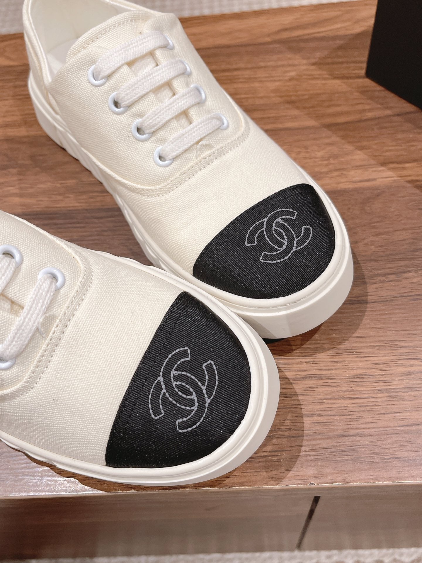 Luxury Shoes Sandals - CHL - 508