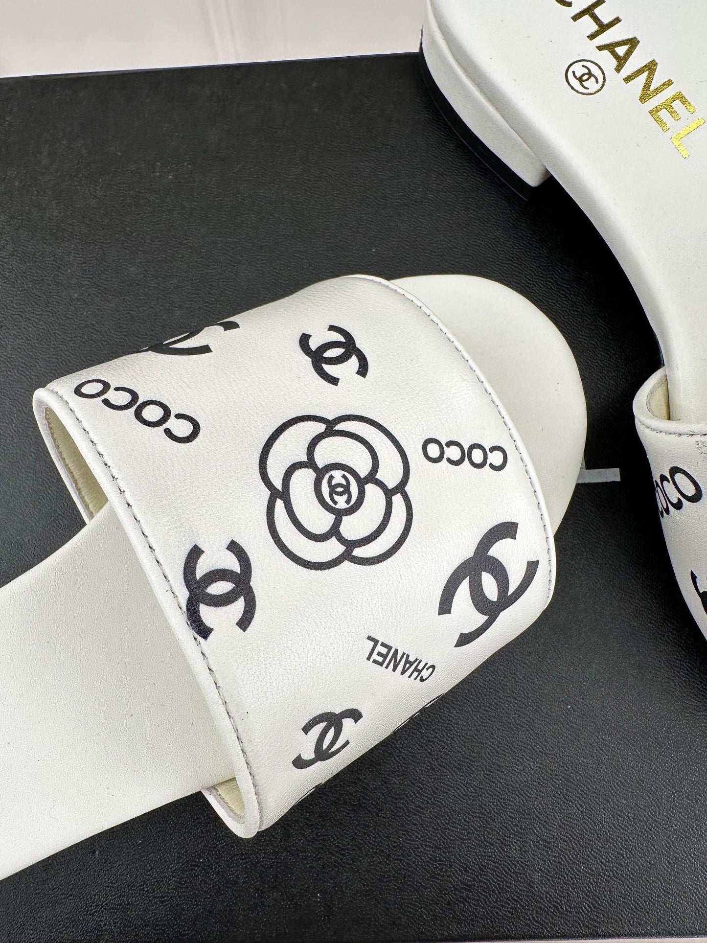 Luxury Shoes Sandals - CHL - 504