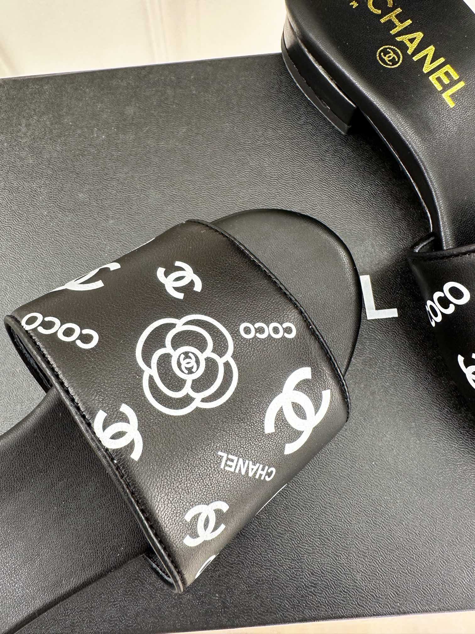 Luxury Shoes Sandals - CHL - 507