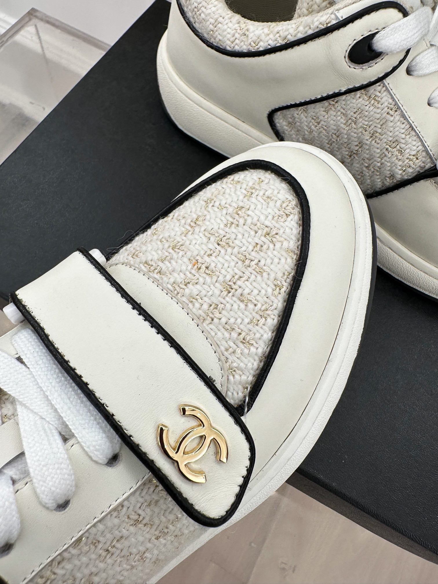 Luxury Shoes Sandals - CHL - 211