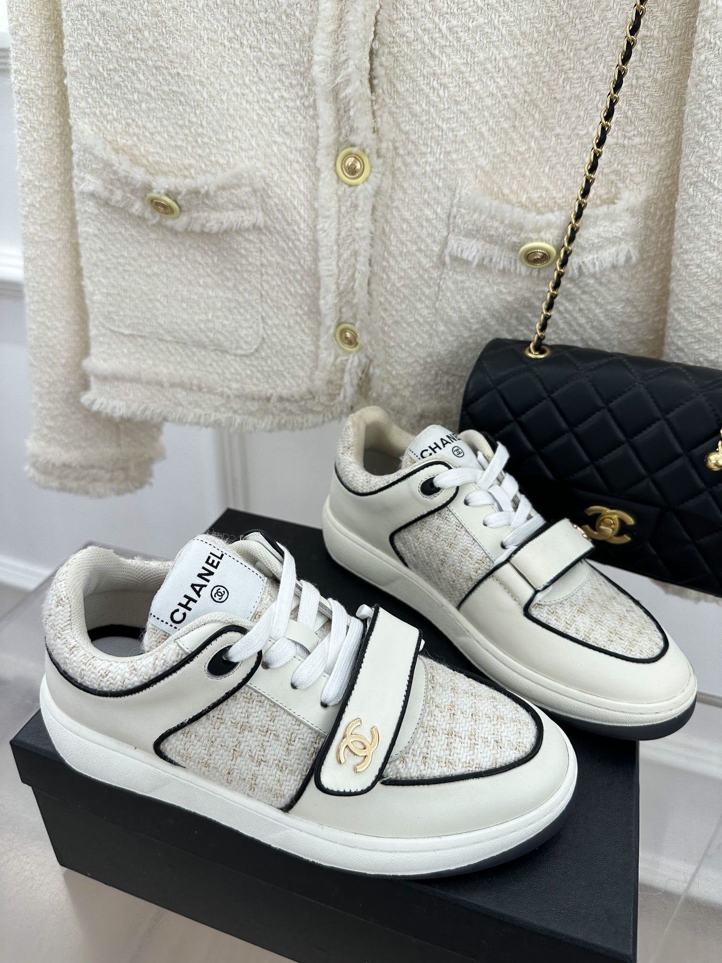 Luxury Shoes Sandals - CHL - 211