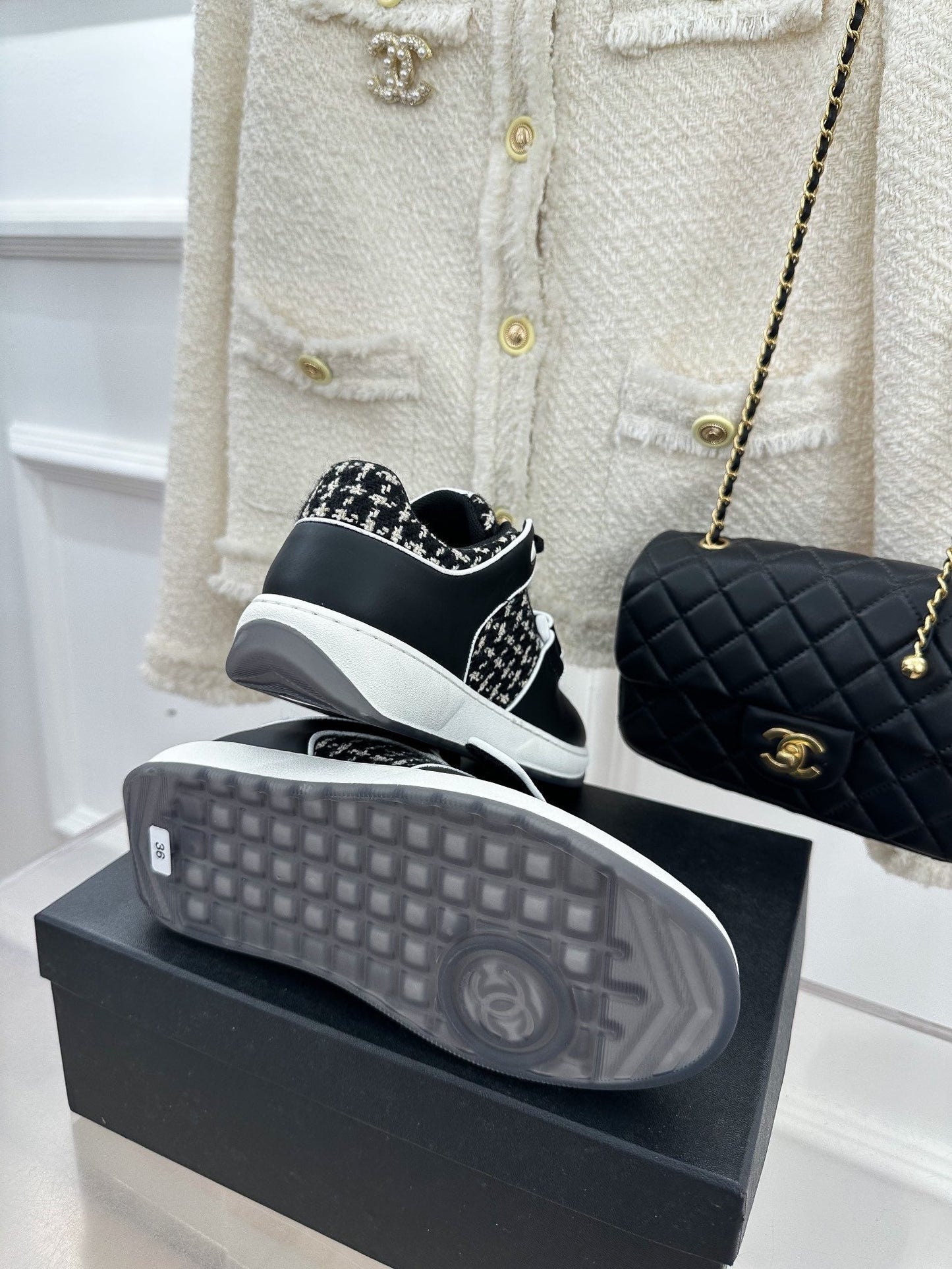 Luxury Shoes Sandals - CHL - 210