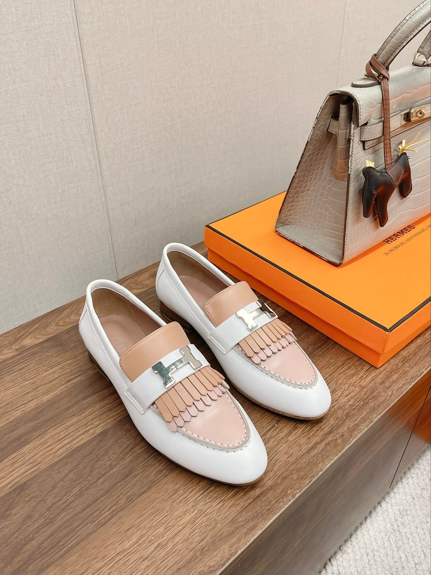 Luxury Shoes - HMS - 140