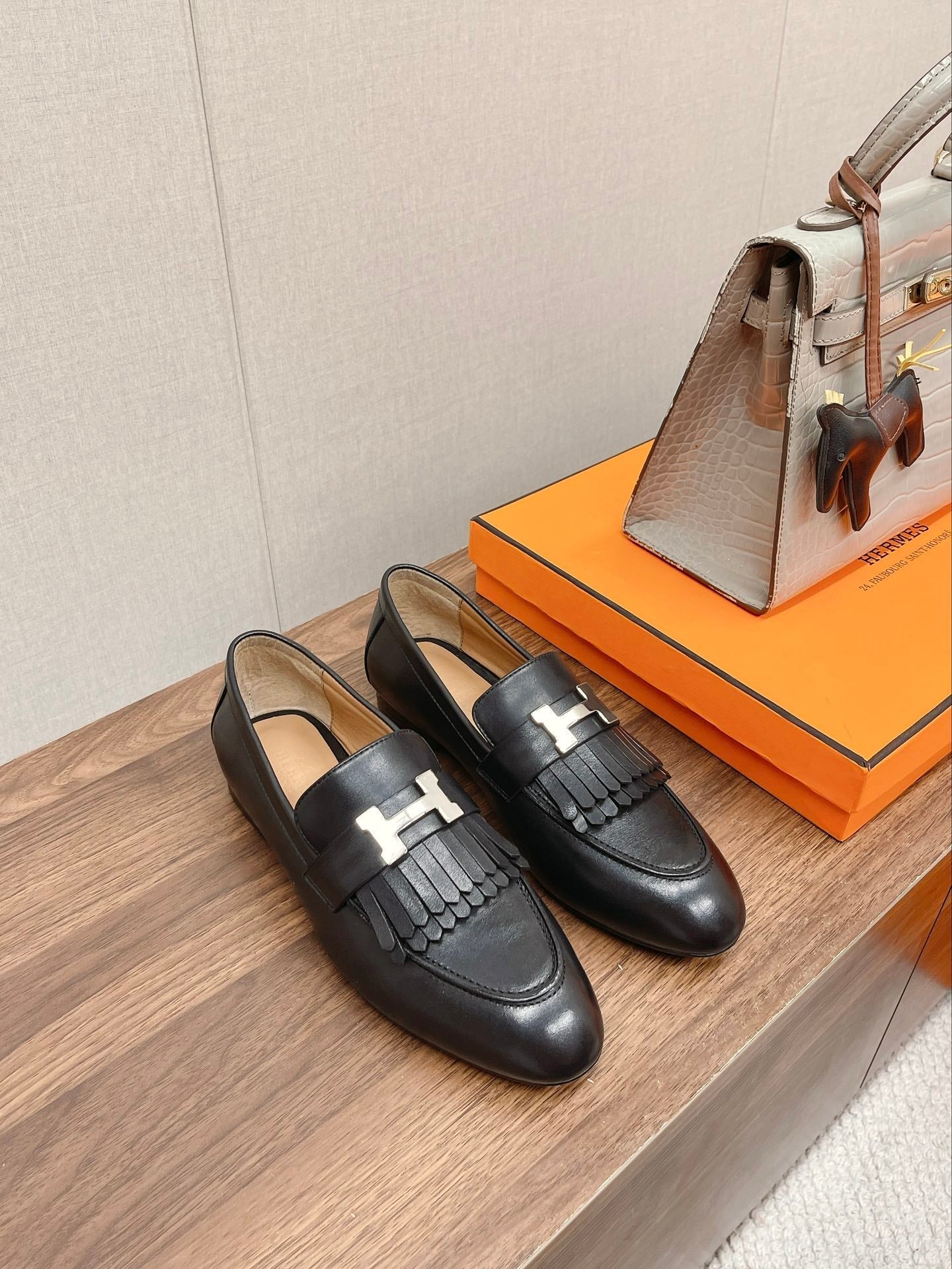 Luxury Shoes - HMS - 139