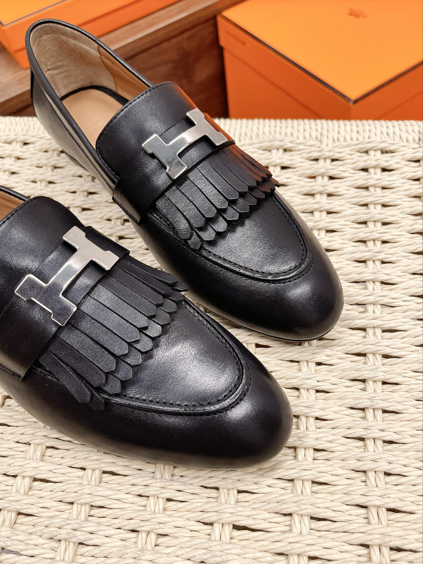 Luxury Shoes - HMS - 139