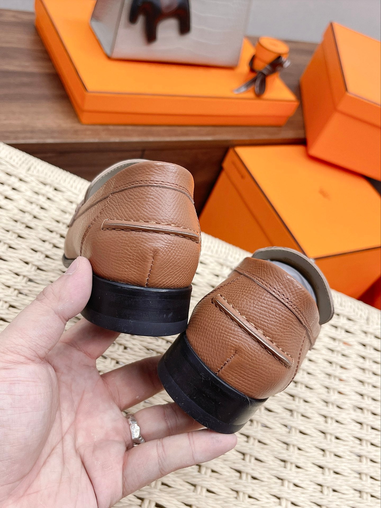 Luxury Shoes - HMS - 132