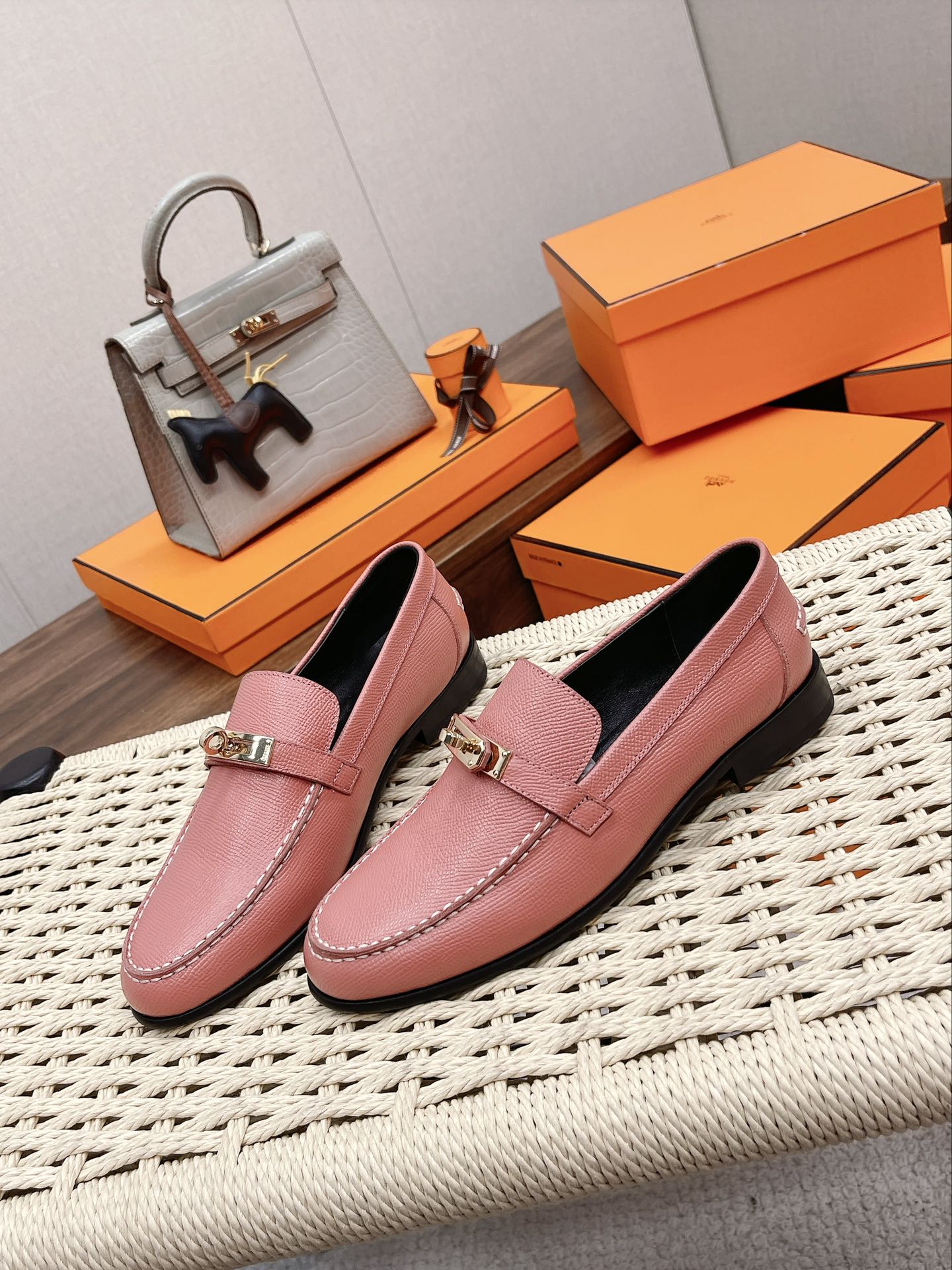 Luxury Shoes - HMS - 130