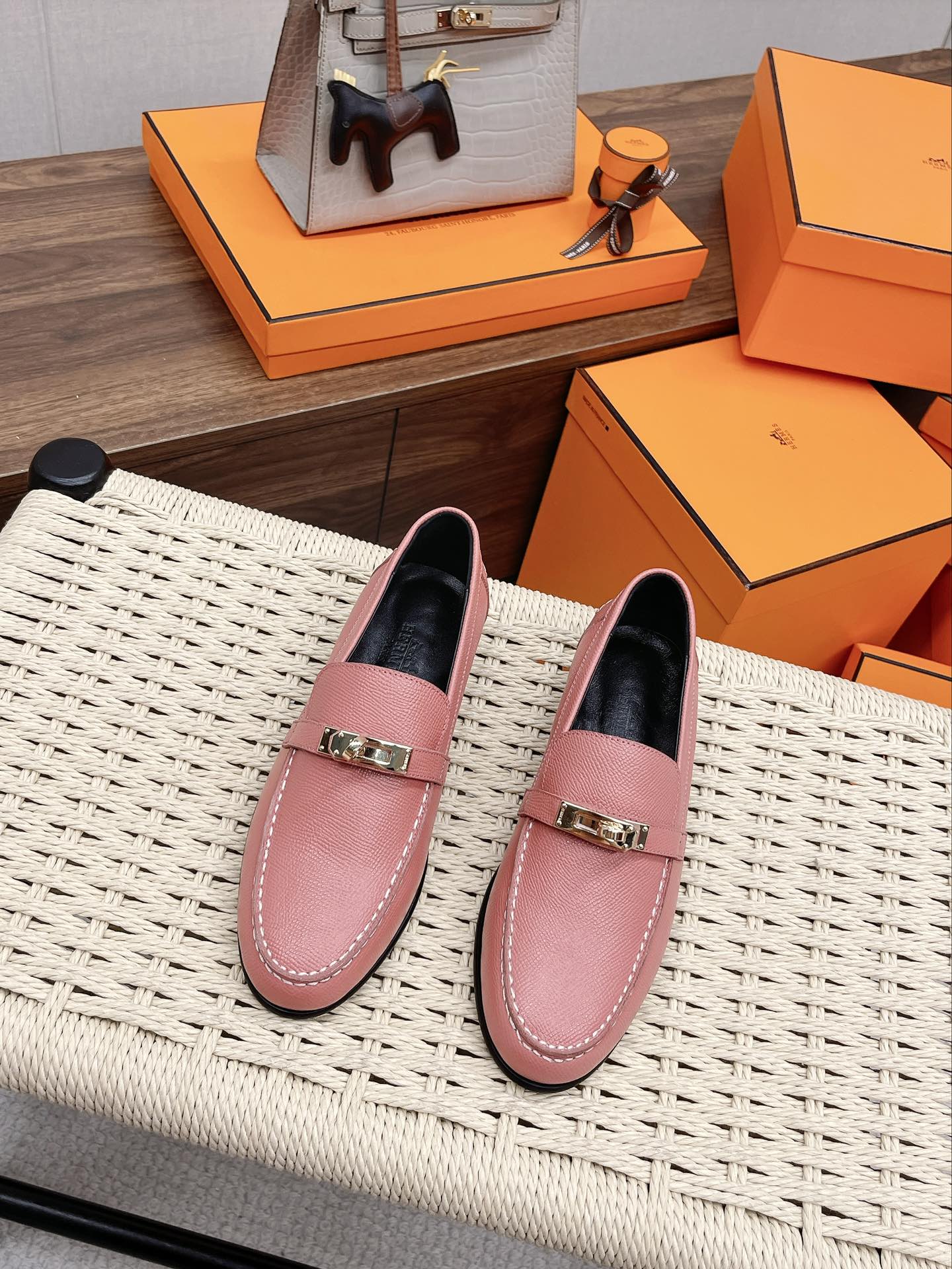 Luxury Shoes - HMS - 130