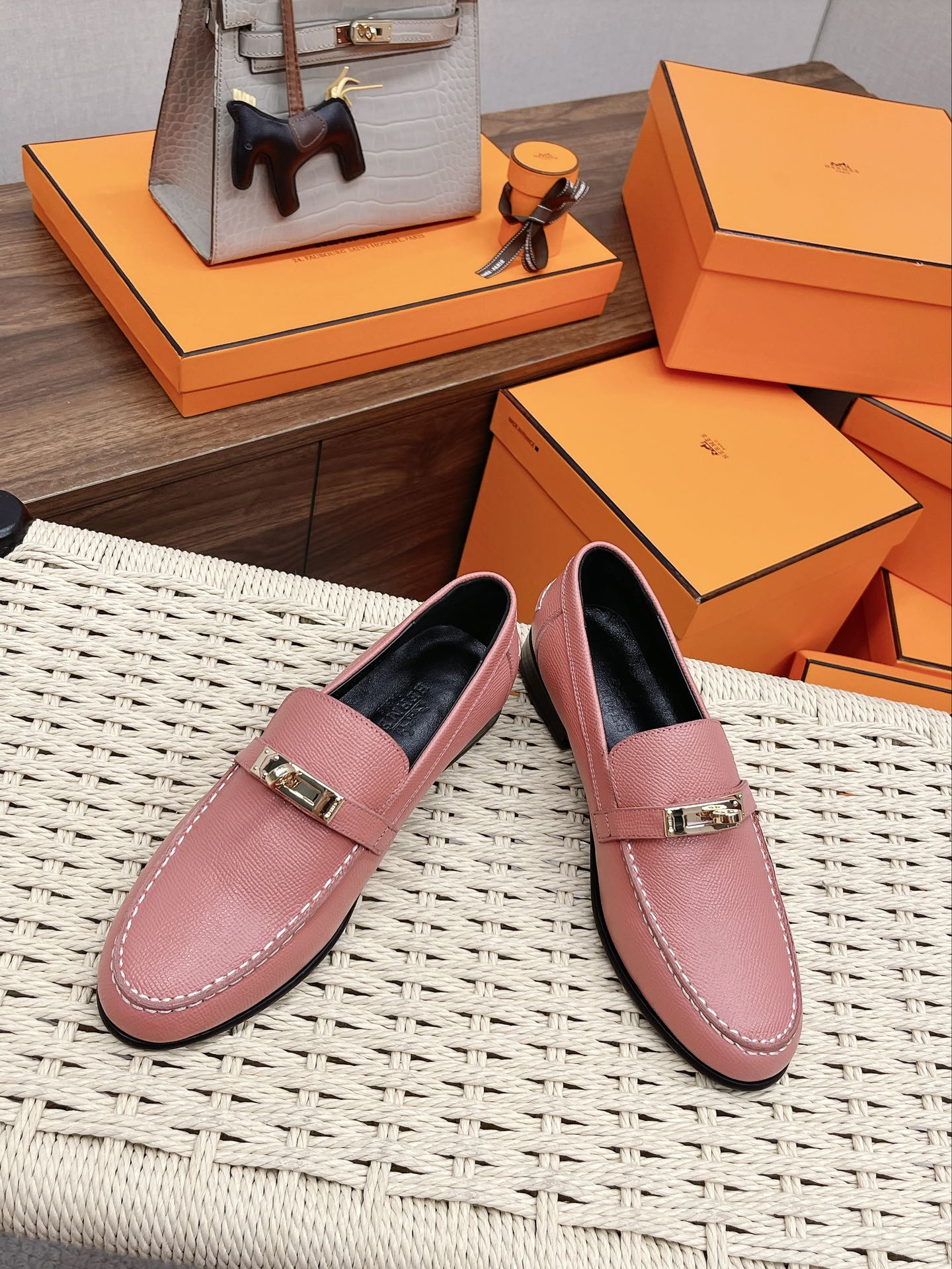 Luxury Shoes - HMS - 130