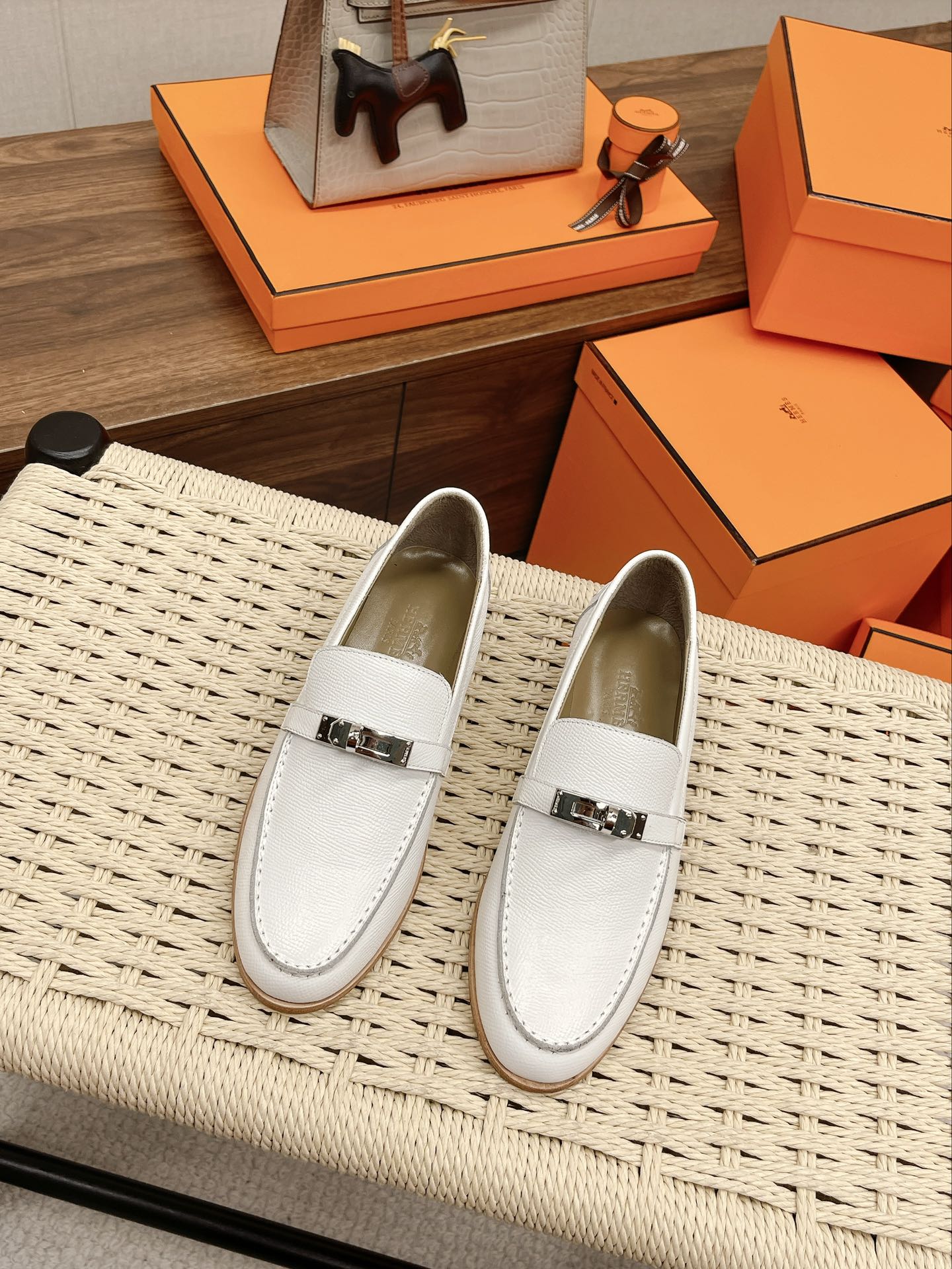 Luxury Shoes - HMS - 129