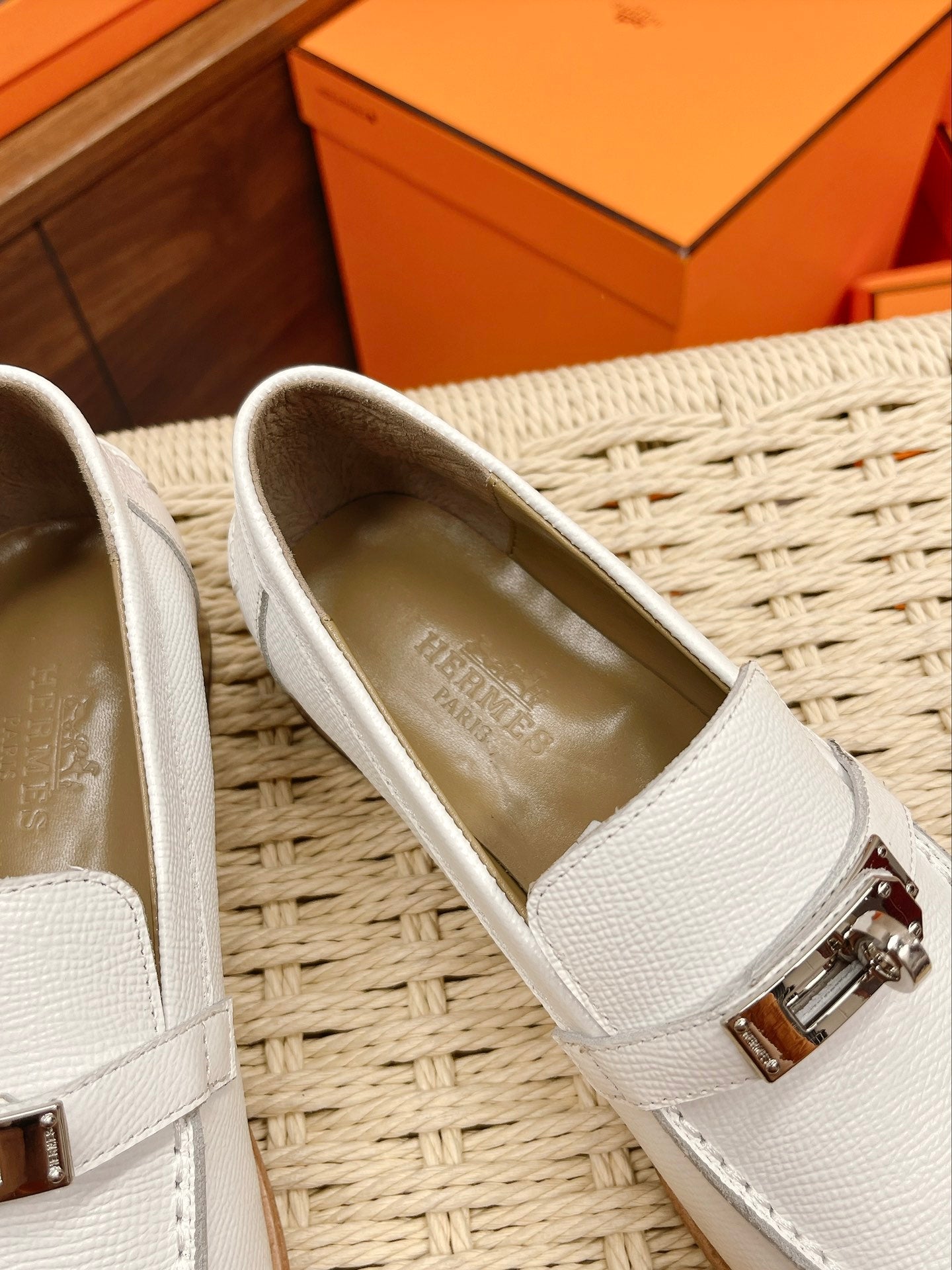 Luxury Shoes - HMS - 129