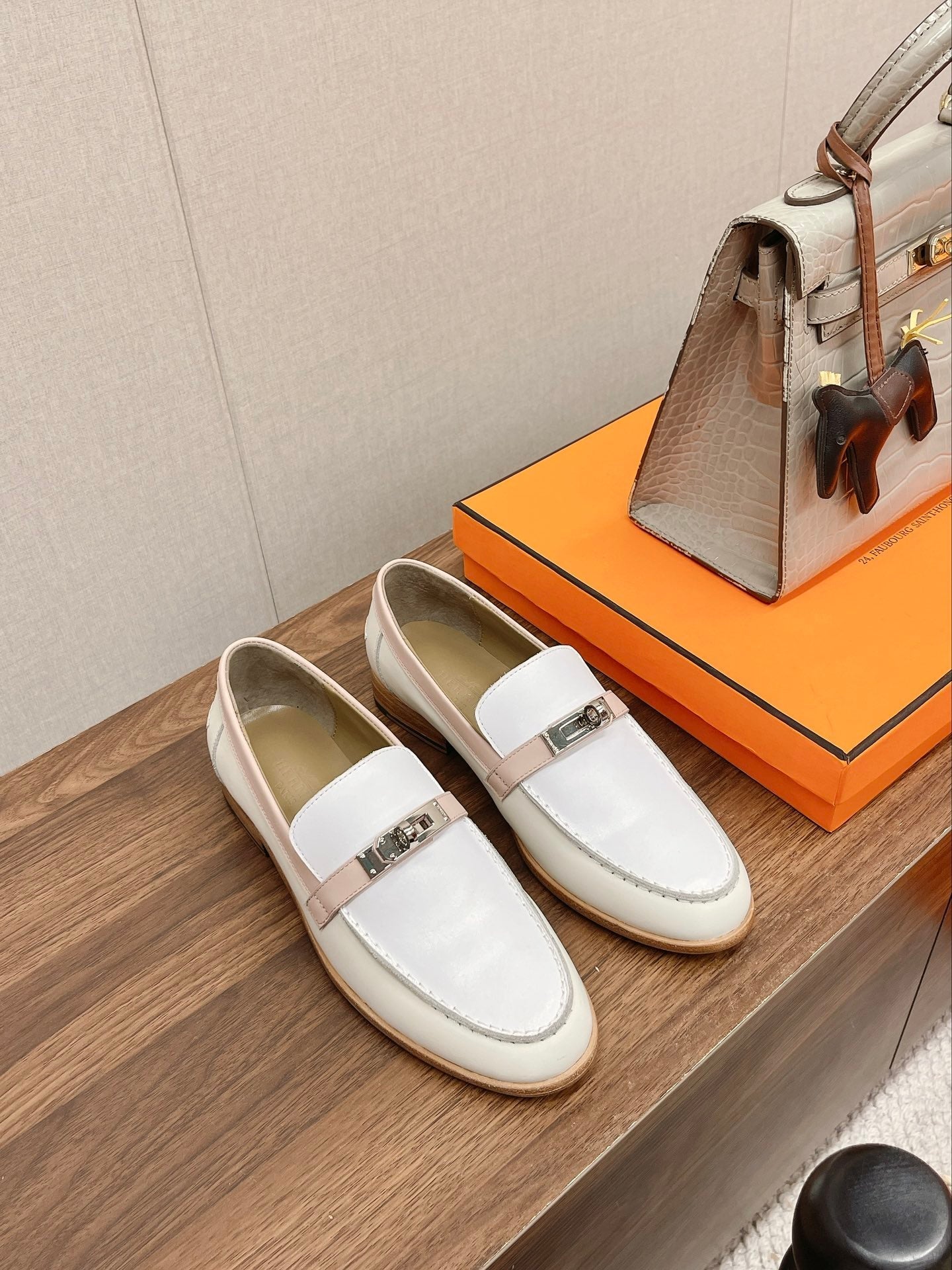 Luxury Shoes - HMS - 135