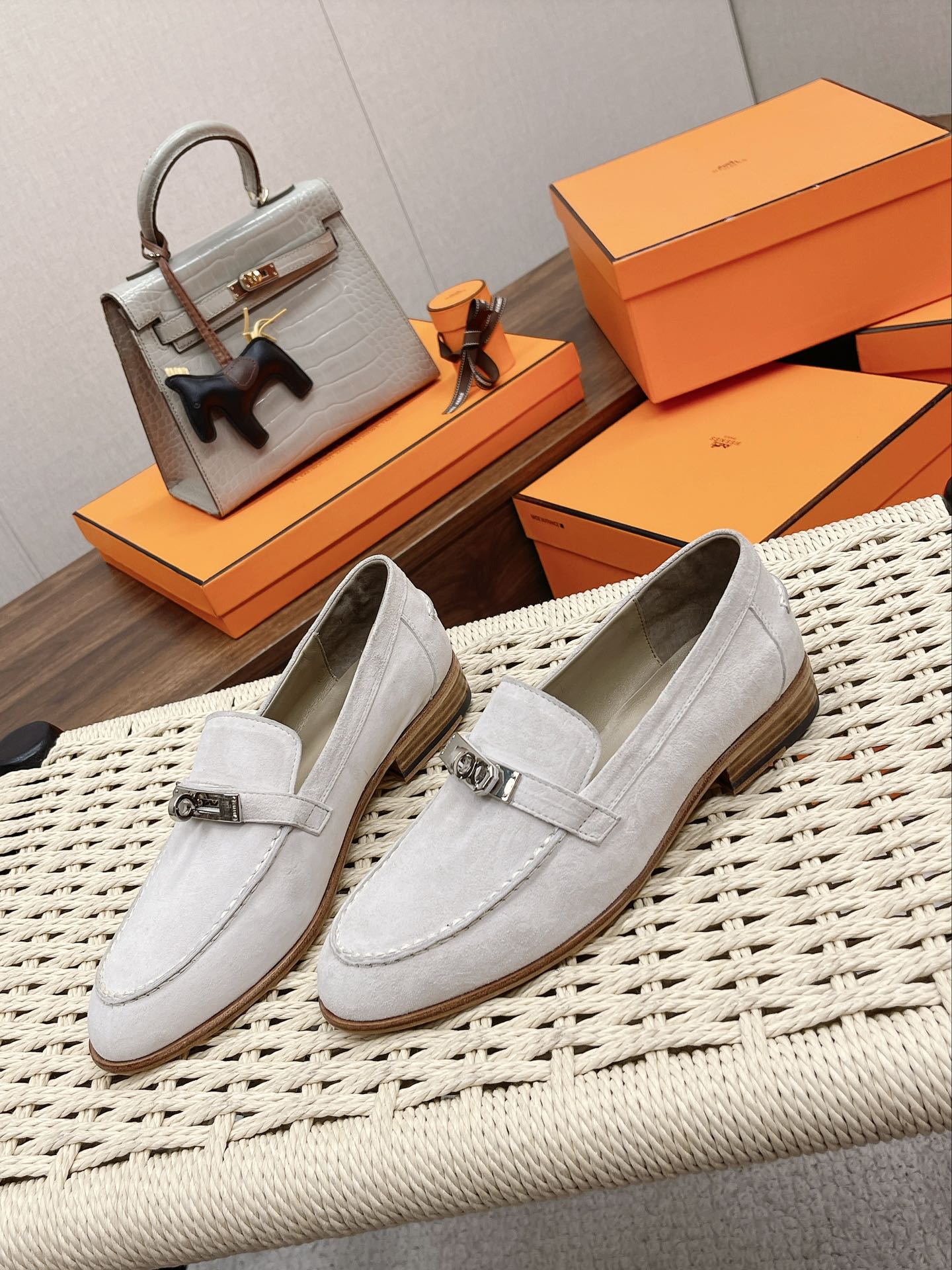 Luxury Shoes - HMS - 134