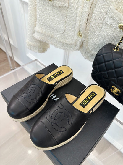 Luxury Shoes Sandals - CHL - 466