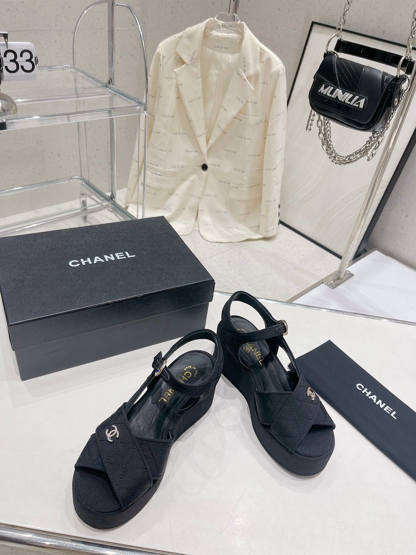 Luxury Shoes Sandals - CHL - 177