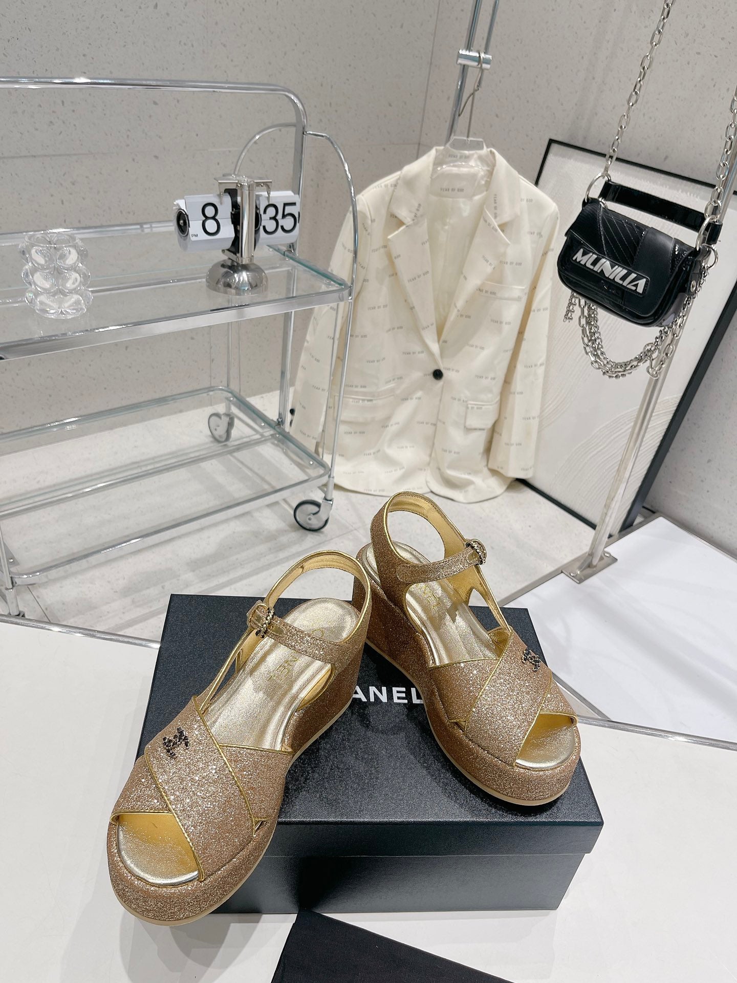 Luxury Shoes Sandals - CHL - 178