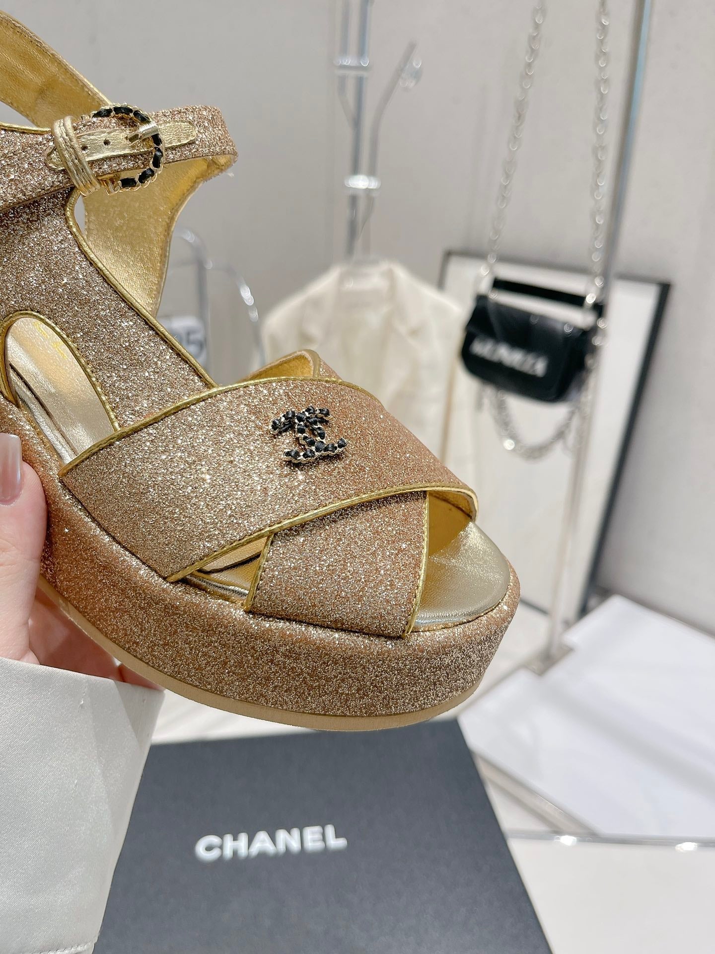 Luxury Shoes Sandals - CHL - 178