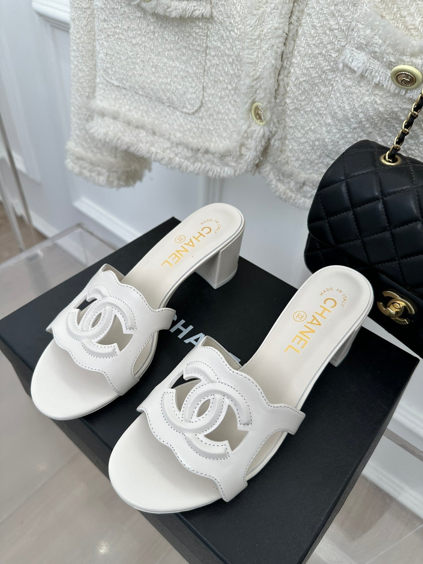 Luxury Shoes Sandals - CHL - 446