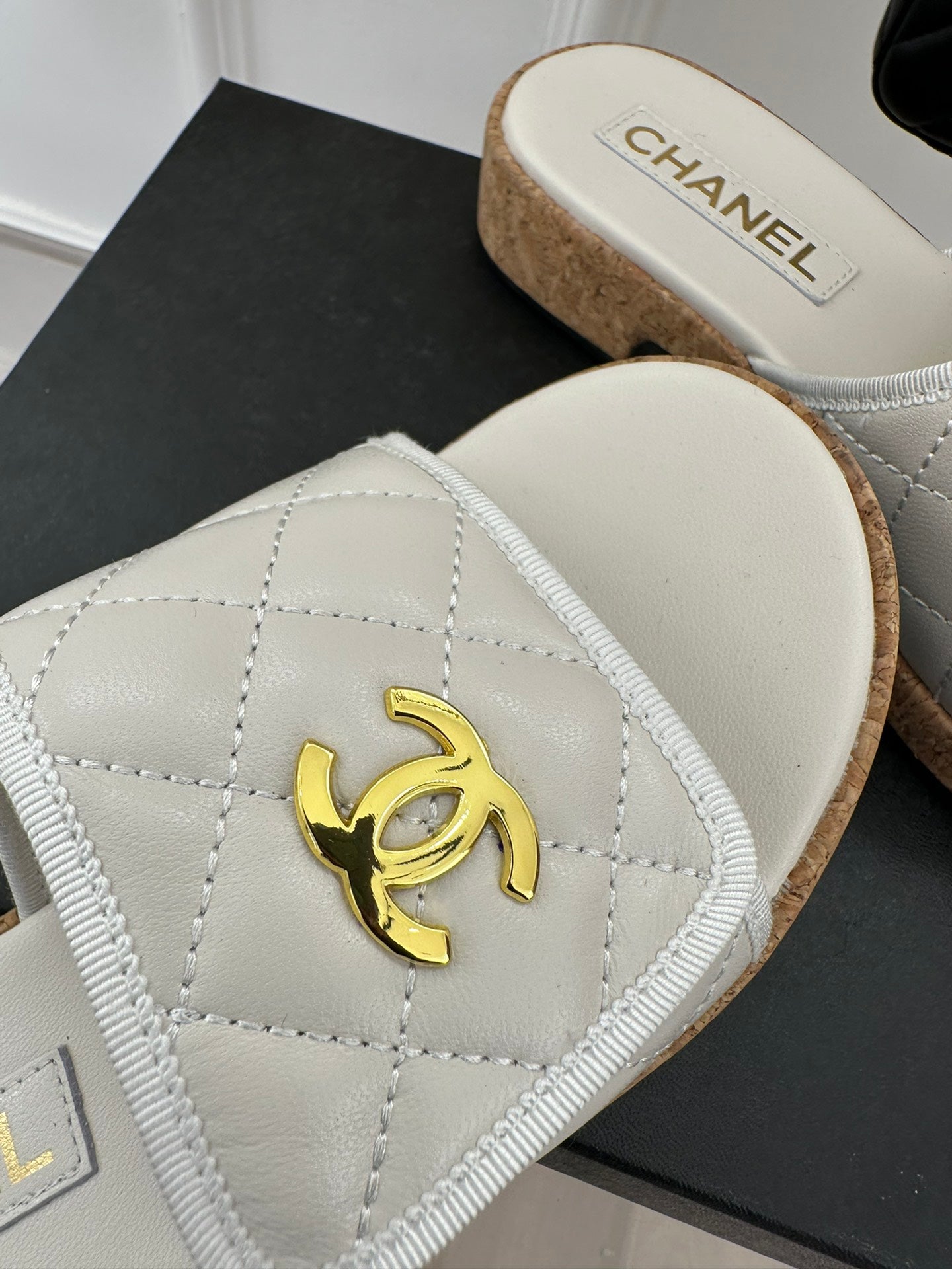 Luxury Shoes Sandals - CHL - 450