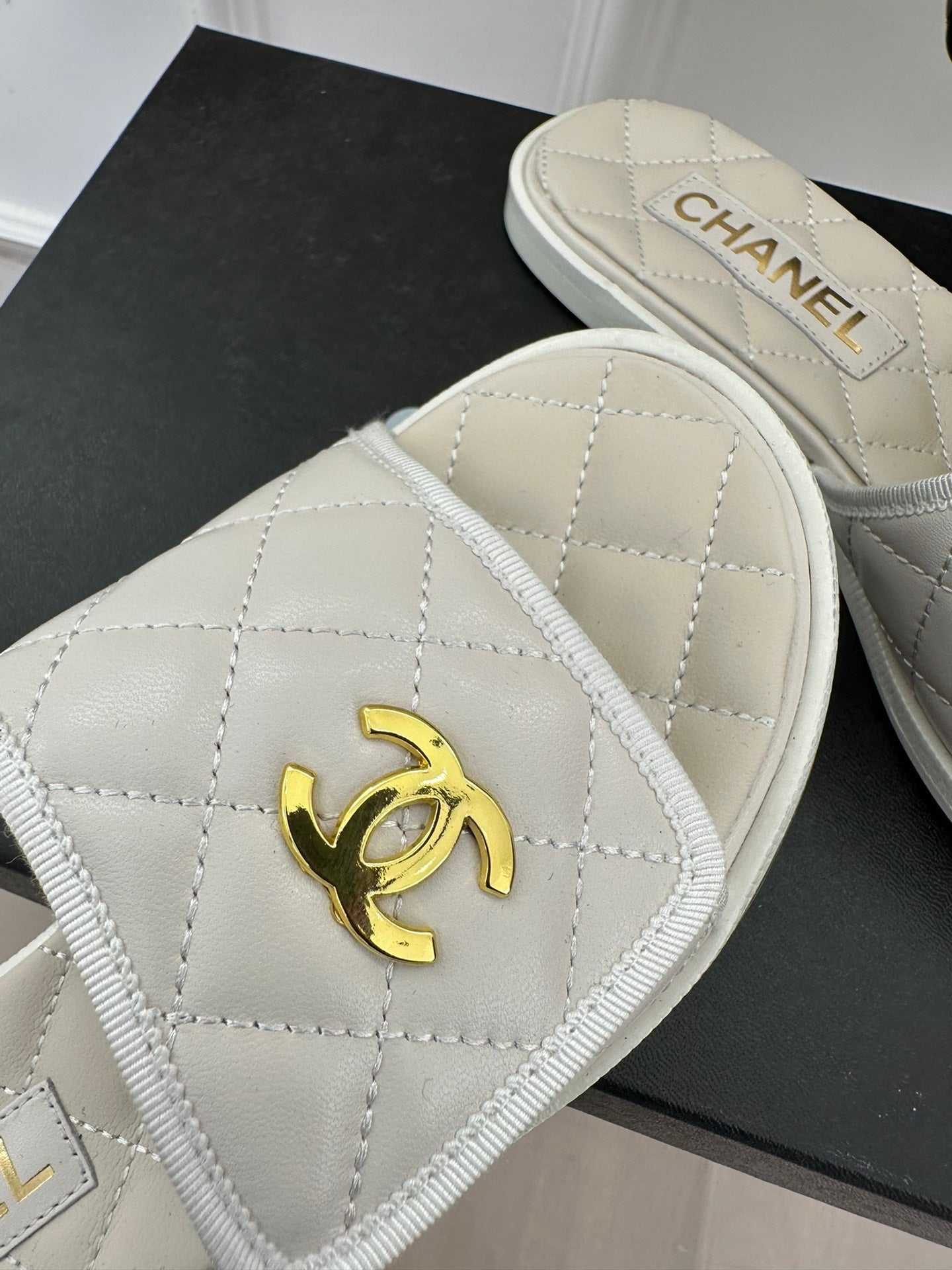 Luxury Shoes Sandals - CHL - 453