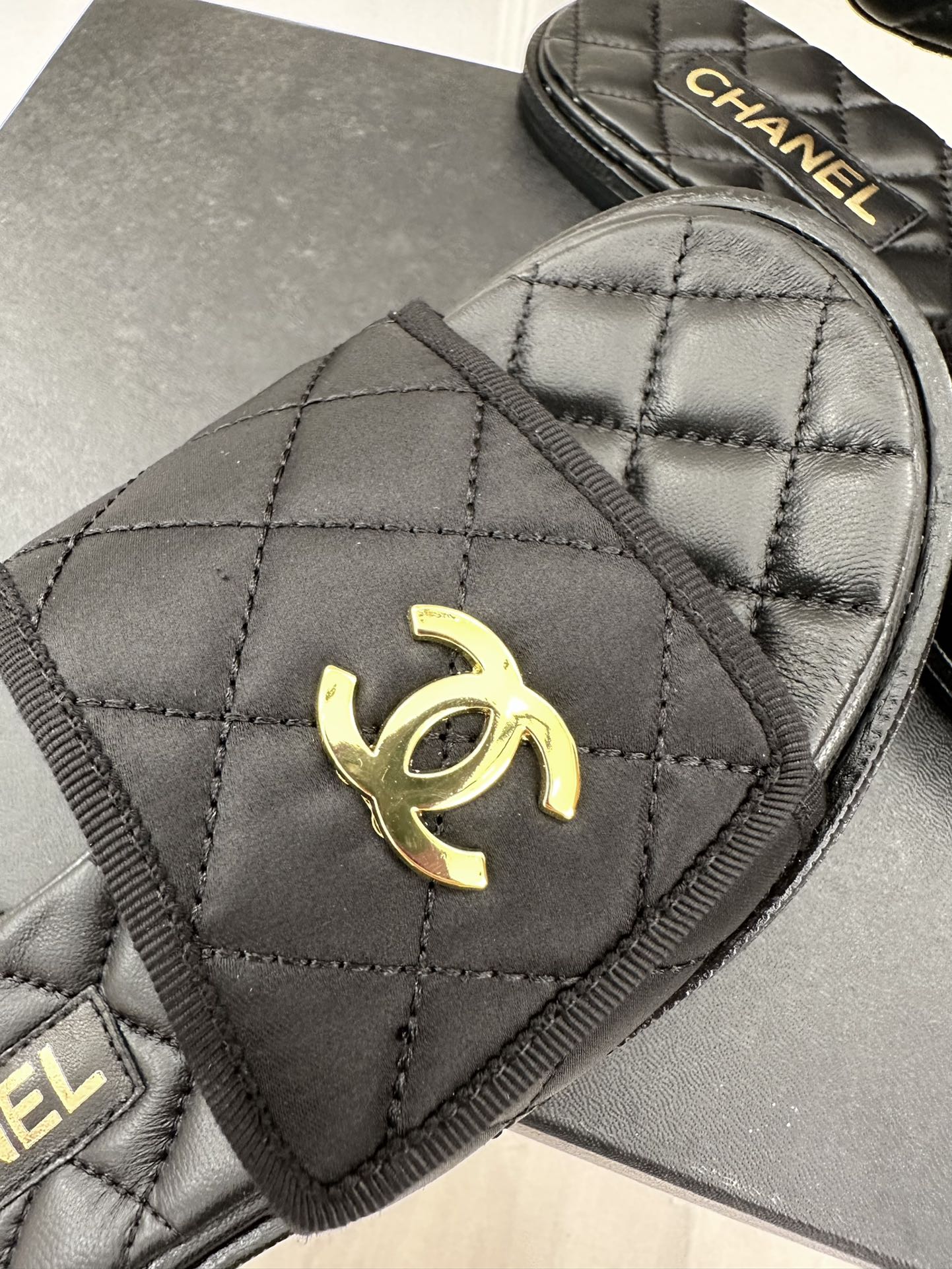 Luxury Shoes Sandals - CHL - 454