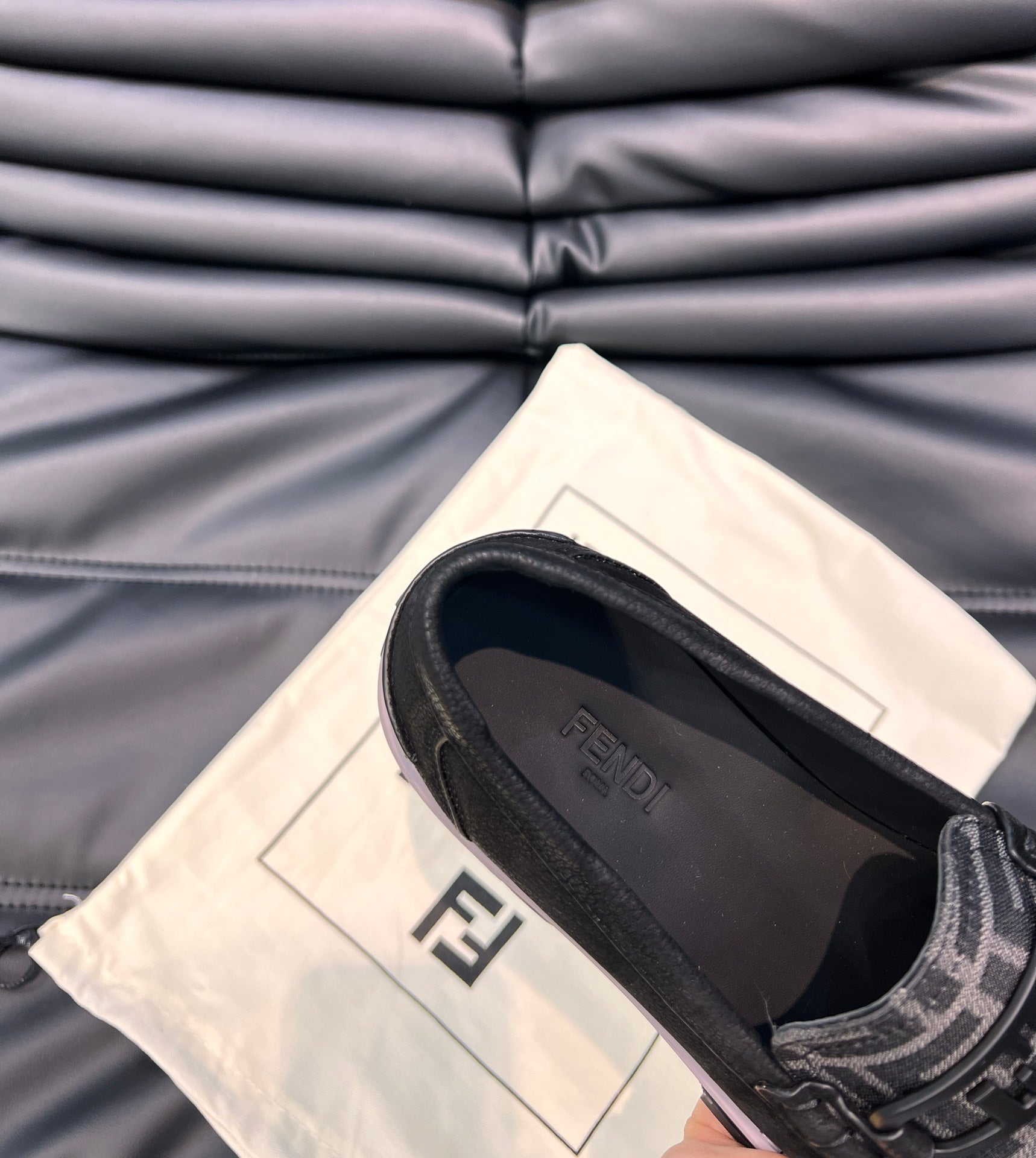 Luxury Shoes - FED - 098