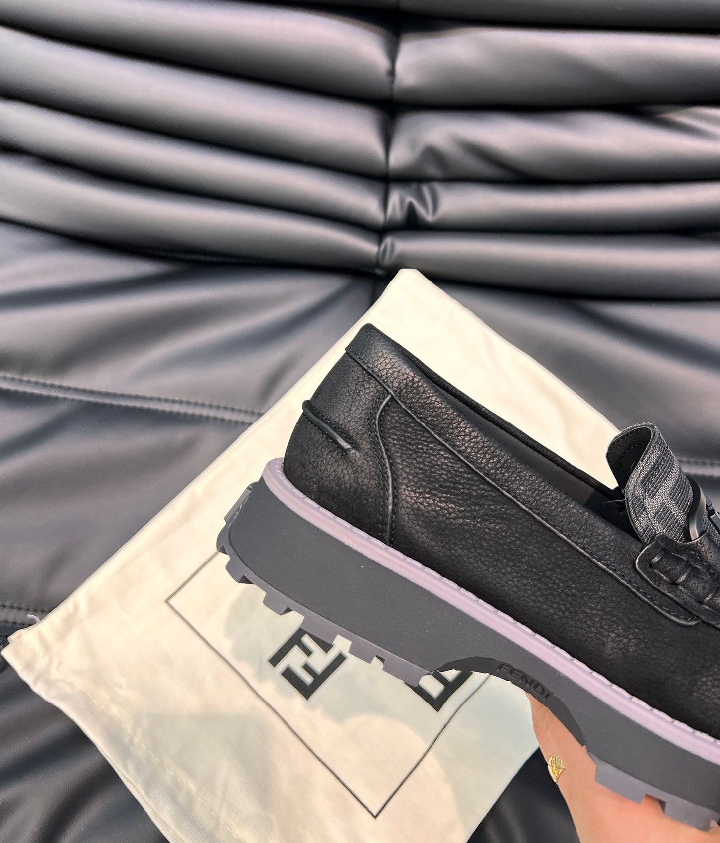 Luxury Shoes - FED - 098