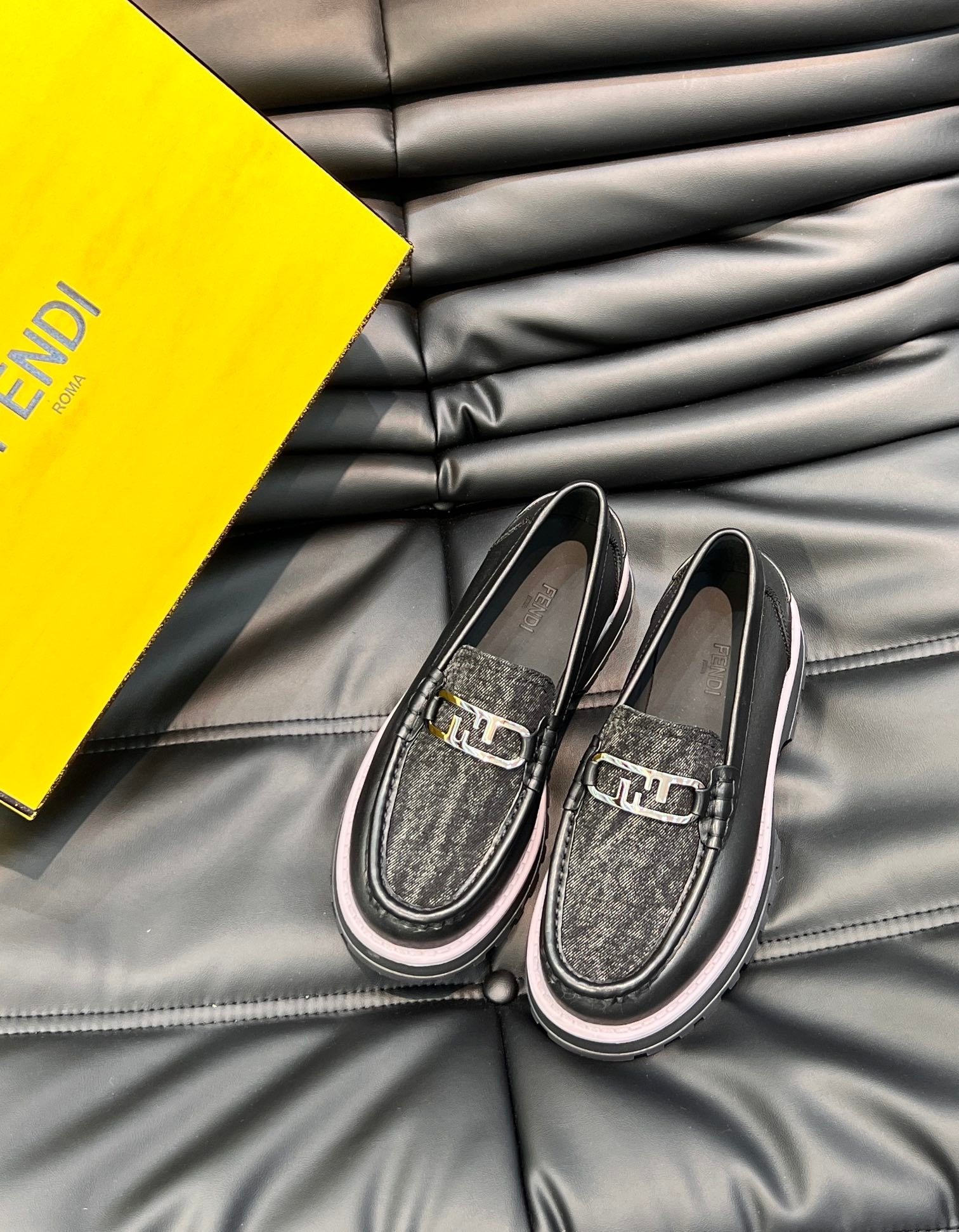 Luxury Shoes - FED - 090