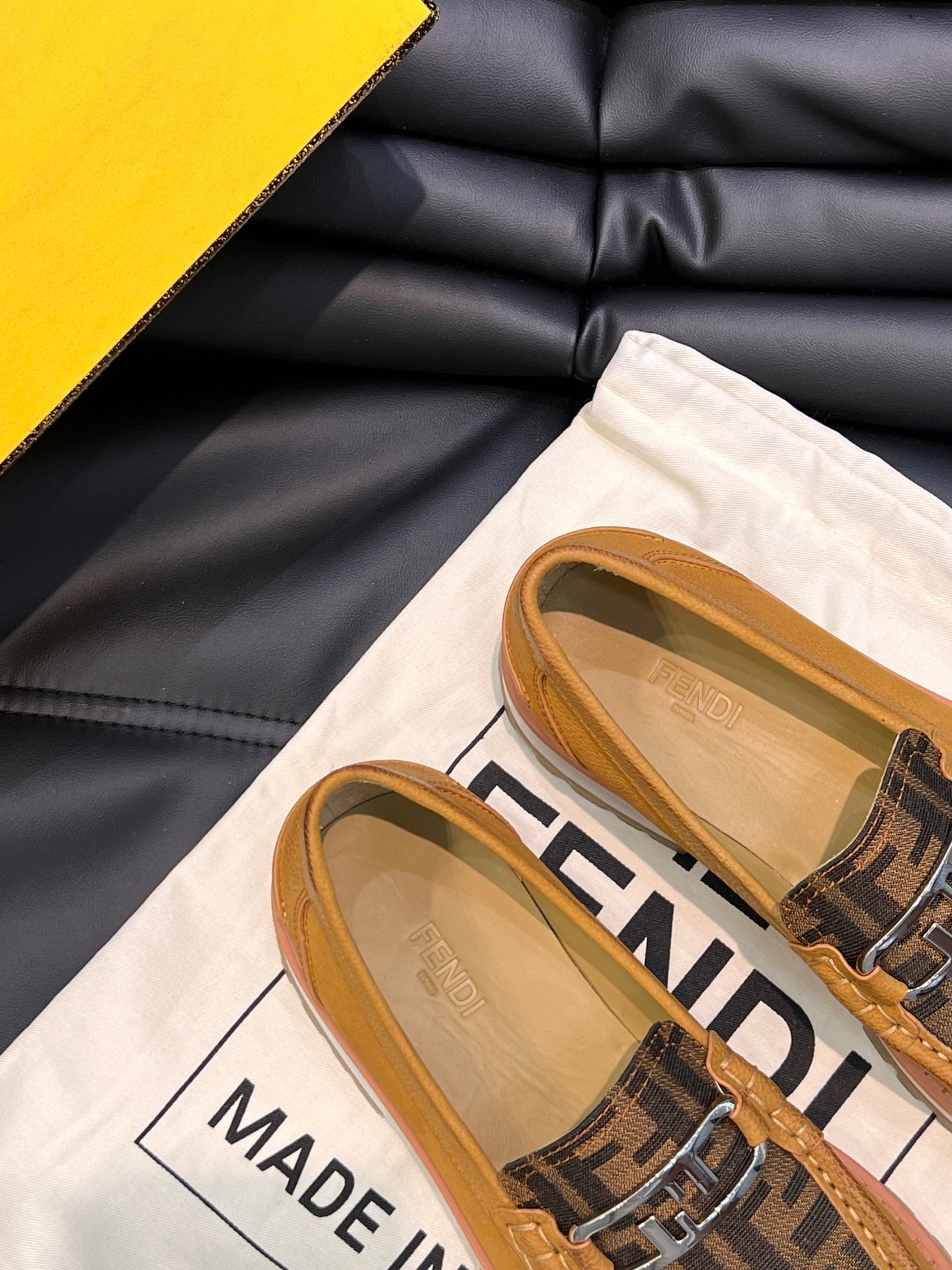 Luxury Shoes - FED - 088