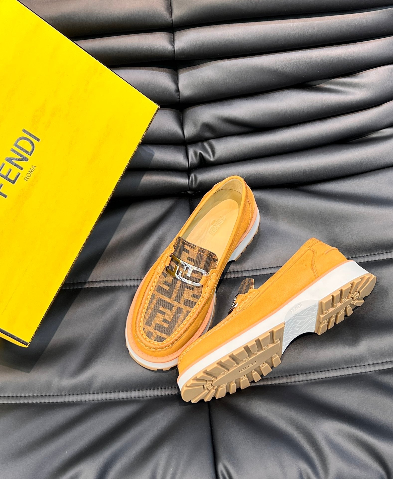 Luxury Shoes - FED - 088